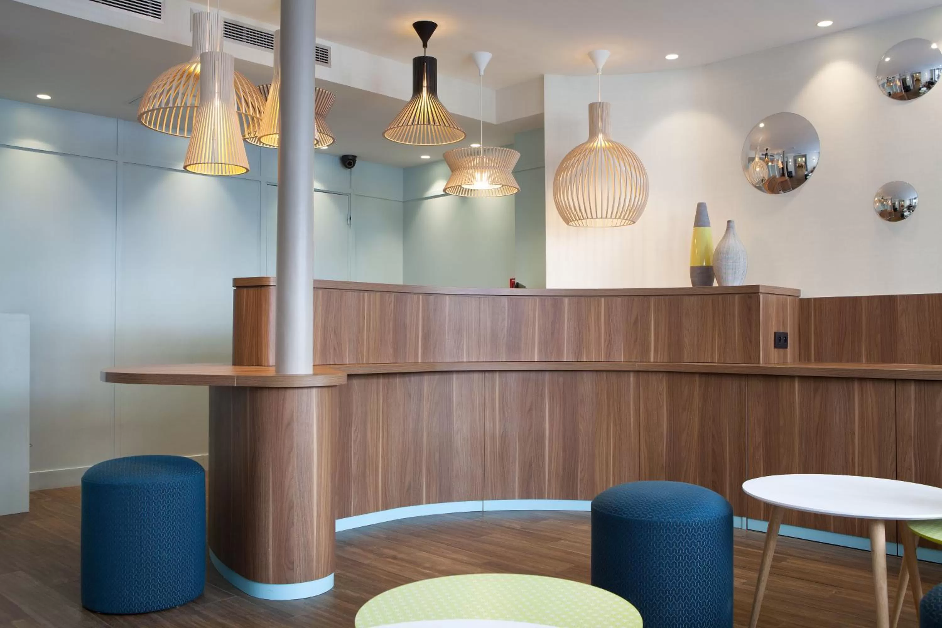 Lounge or bar in Hotel des Nations Saint Germain