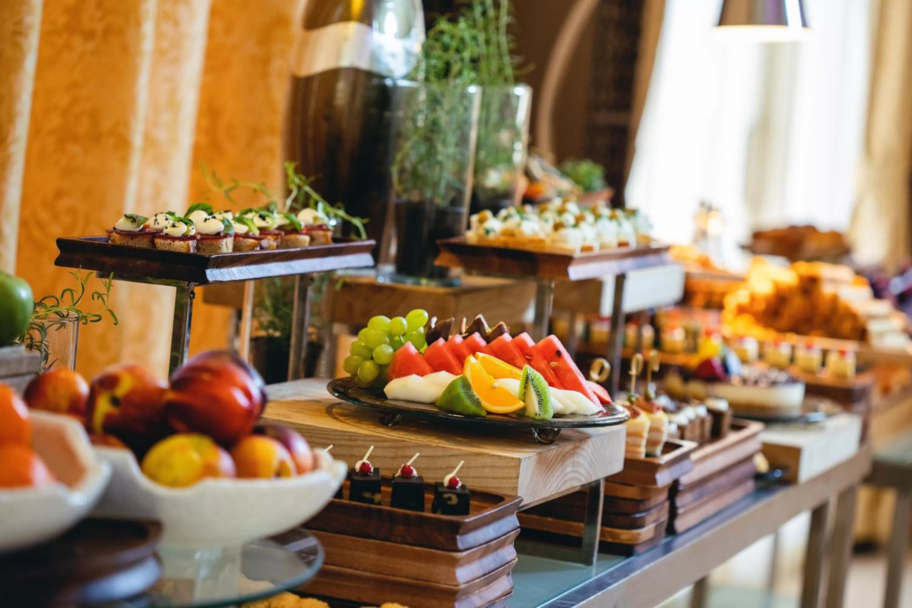 Meeting/conference room, Food in InterContinental Doha Beach & Spa, an IHG Hotel