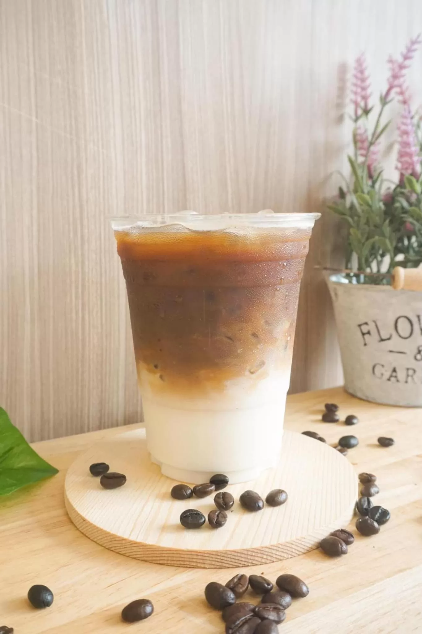 Restaurant/places to eat in USABAI Riverside Boutique Hotel