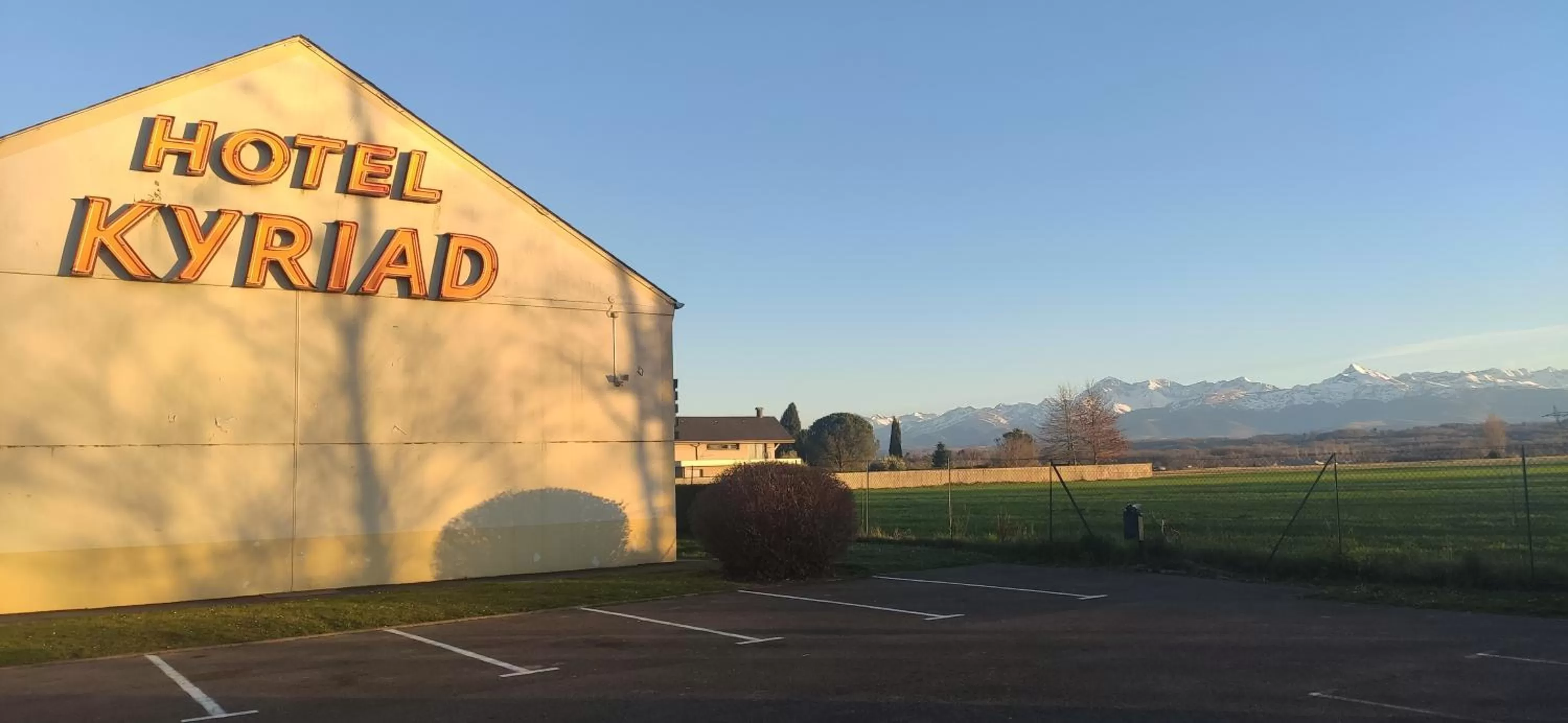 Property logo or sign in Kyriad Tarbes Odos