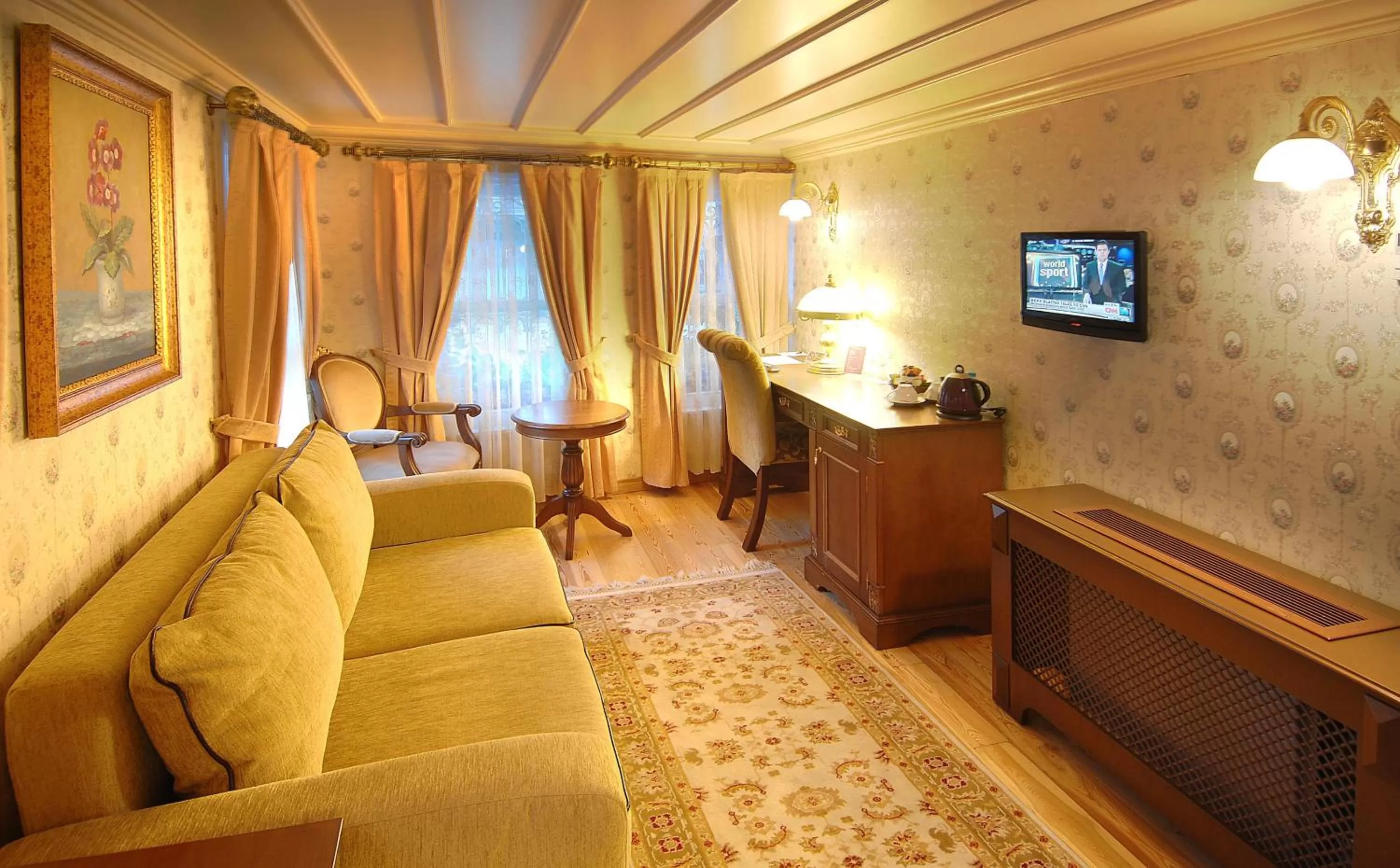 Seating area in Darussaade Hotel Old City - Sultanahmet