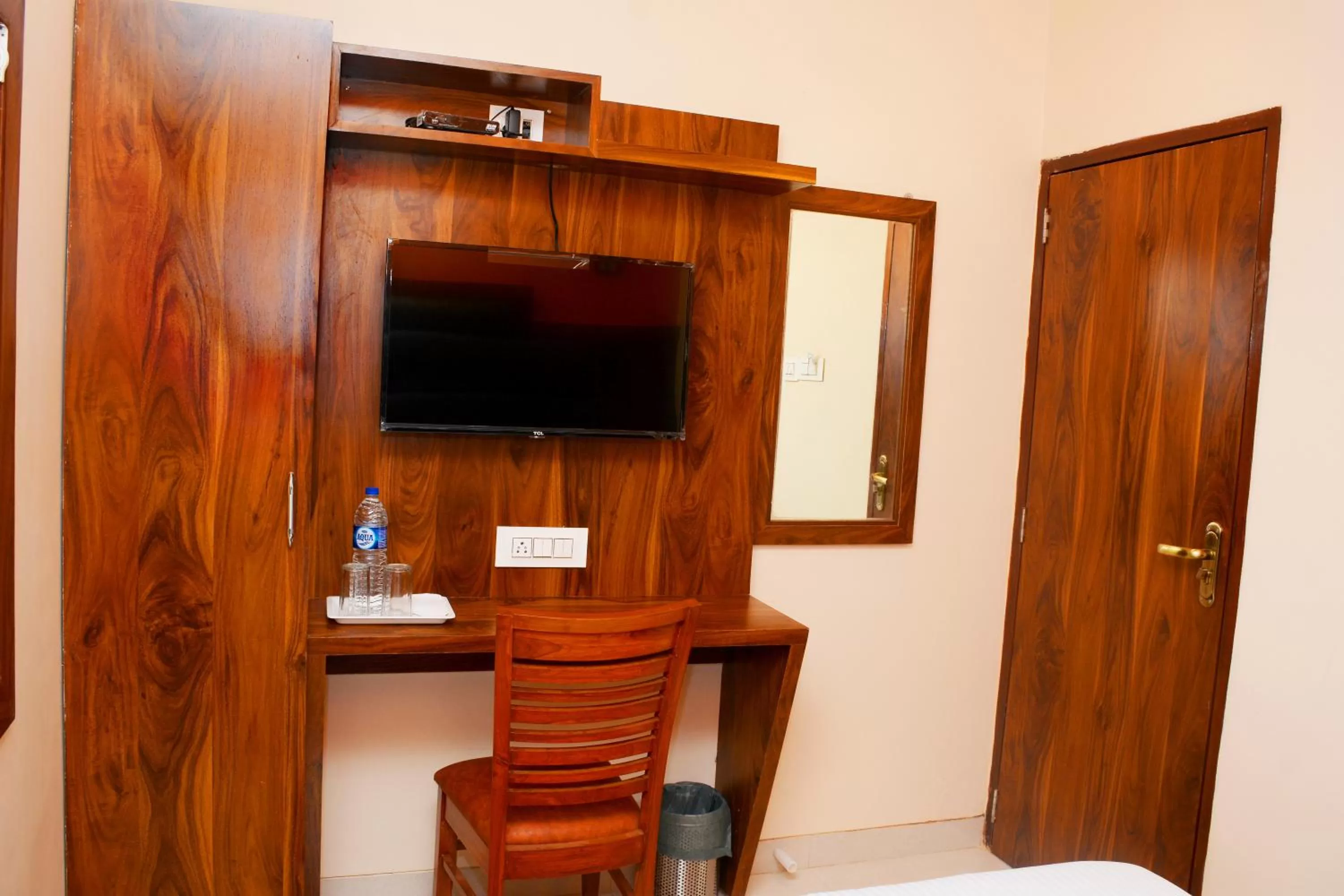 TV and multimedia, TV/Entertainment Center in Hotel Nest N Rest - Mumbai