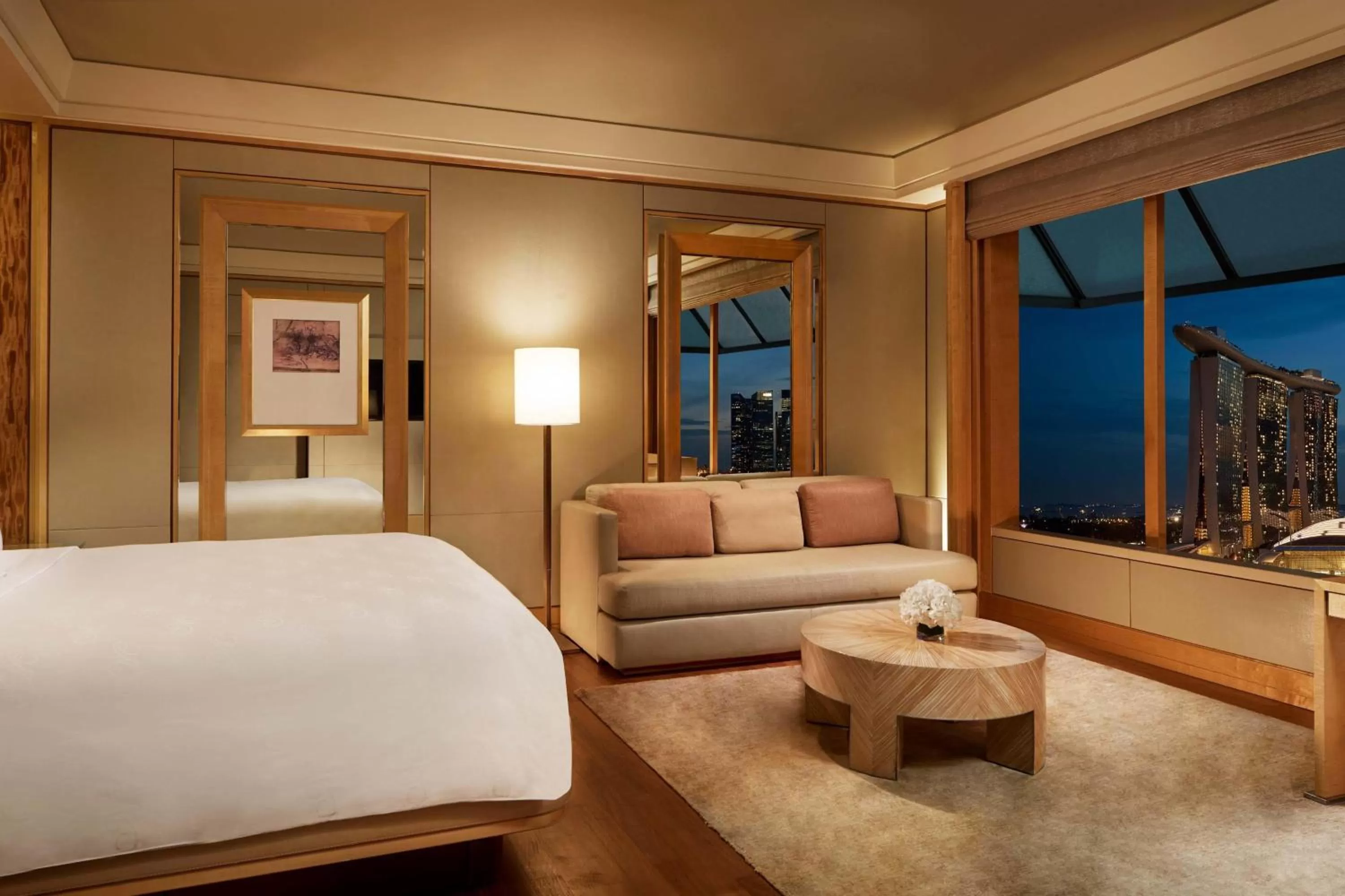 Club Deluxe Marina, 1 King Bed, Marina Bay view in The Ritz-Carlton, Millenia Singapore