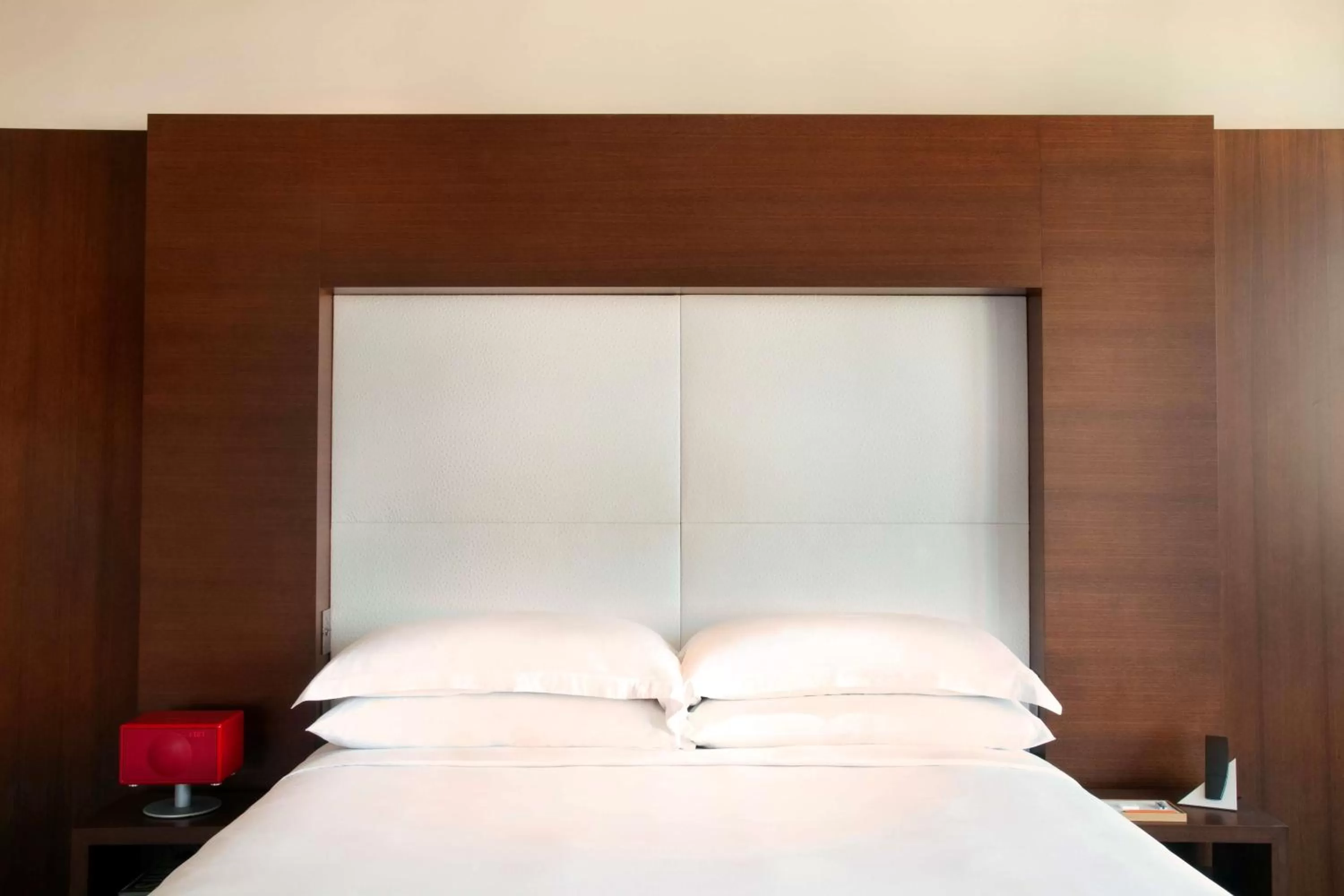 Photo of the whole room, Bed in Andaz West Hollywood, By Hyatt