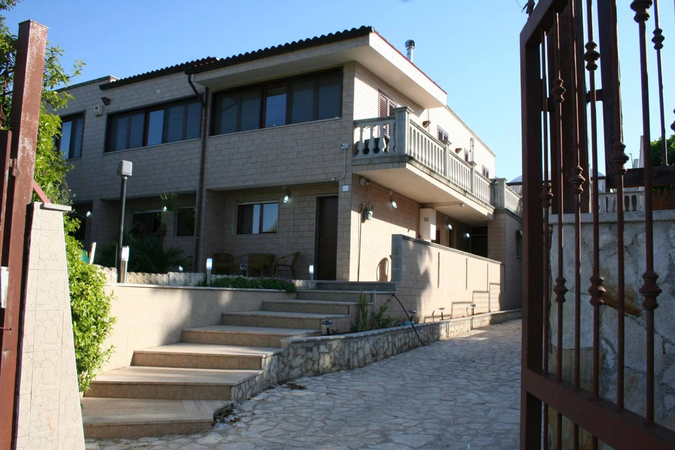 Property building in Le Sirene Bed and Breakfast