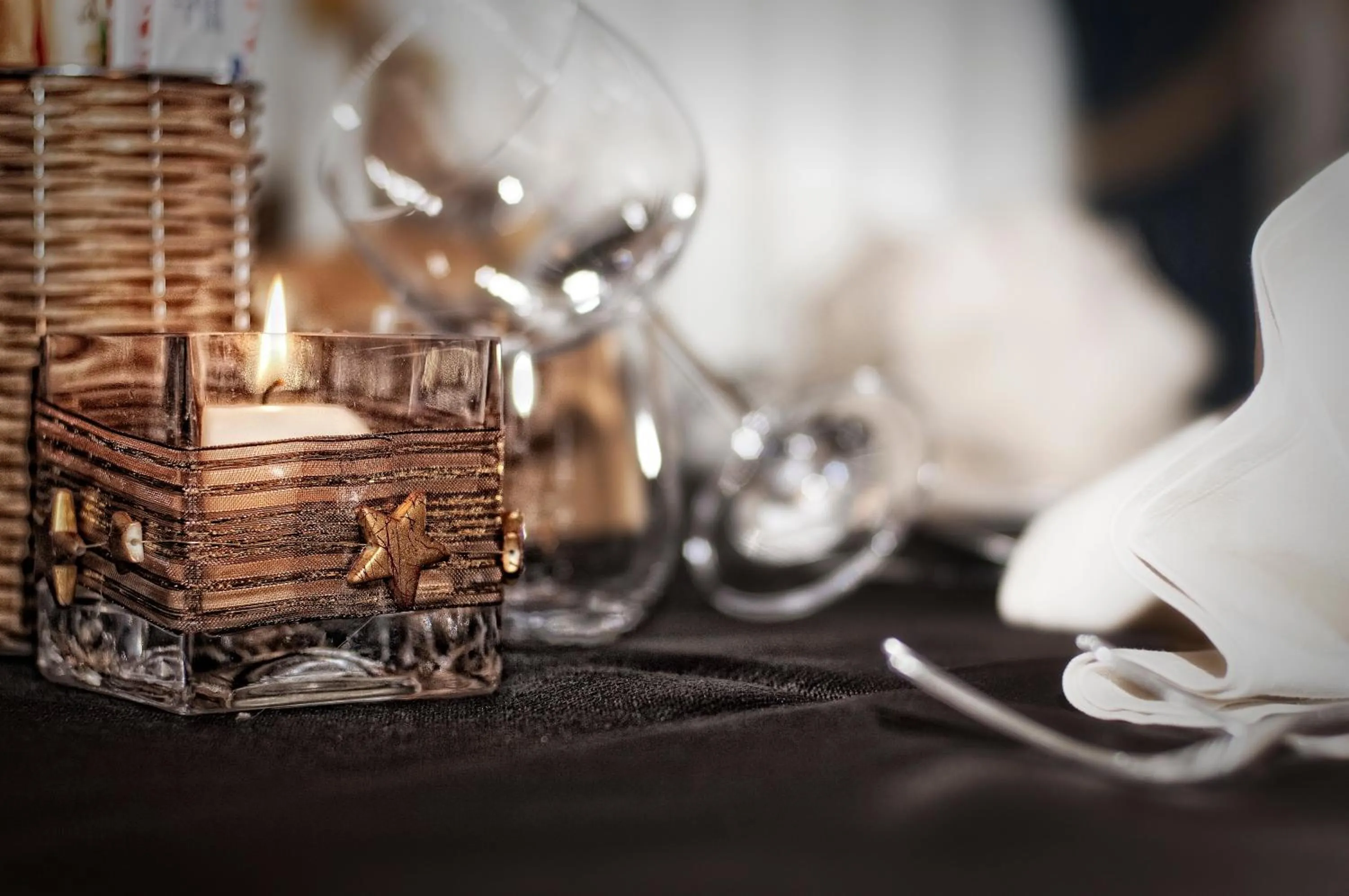 Restaurant/places to eat in Hotel Everest