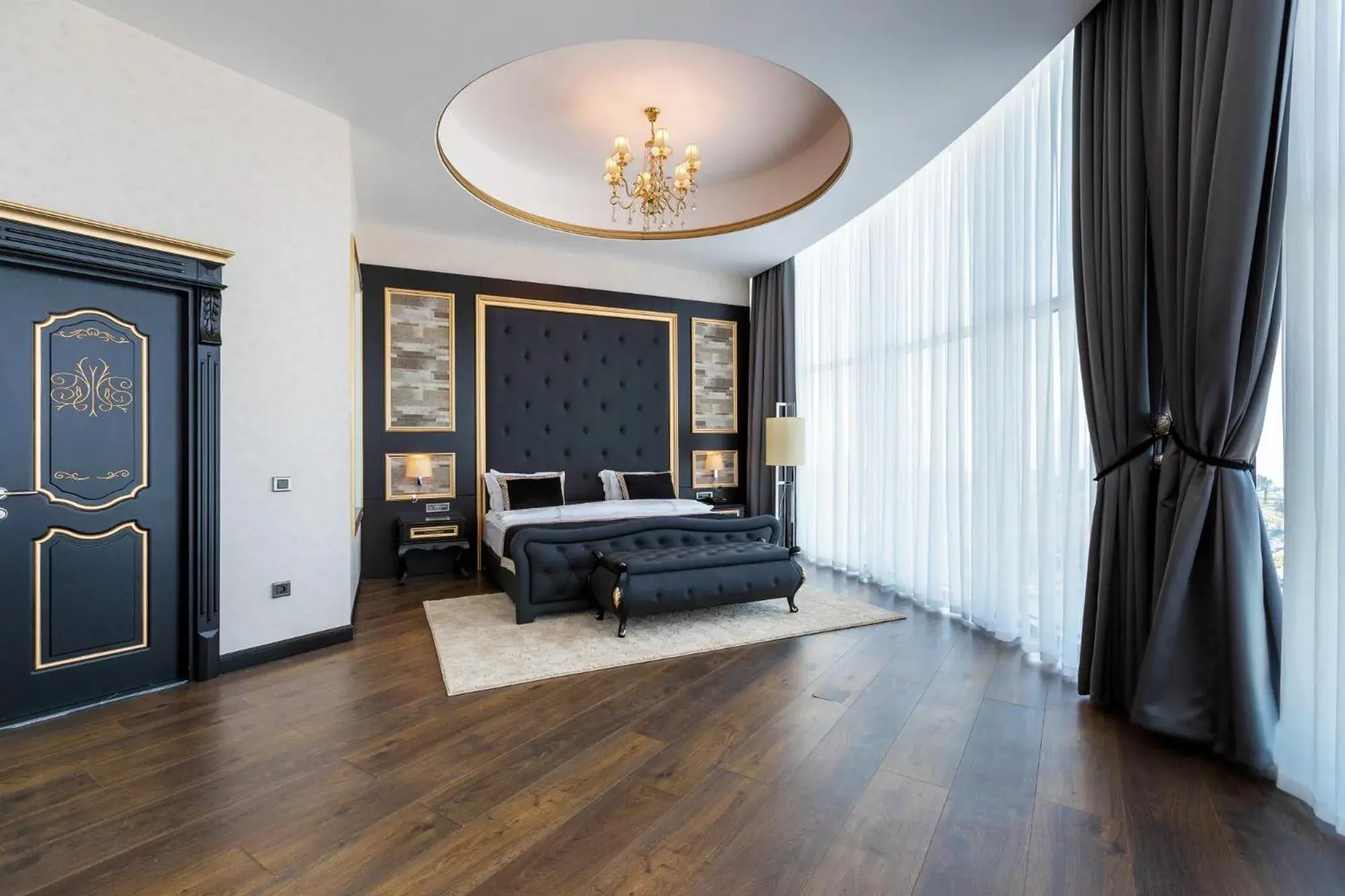 Junior Suite with Mountain View in JRW Welmond Hotel Junior Suite with Mountain View in JRW Welmond Hotel