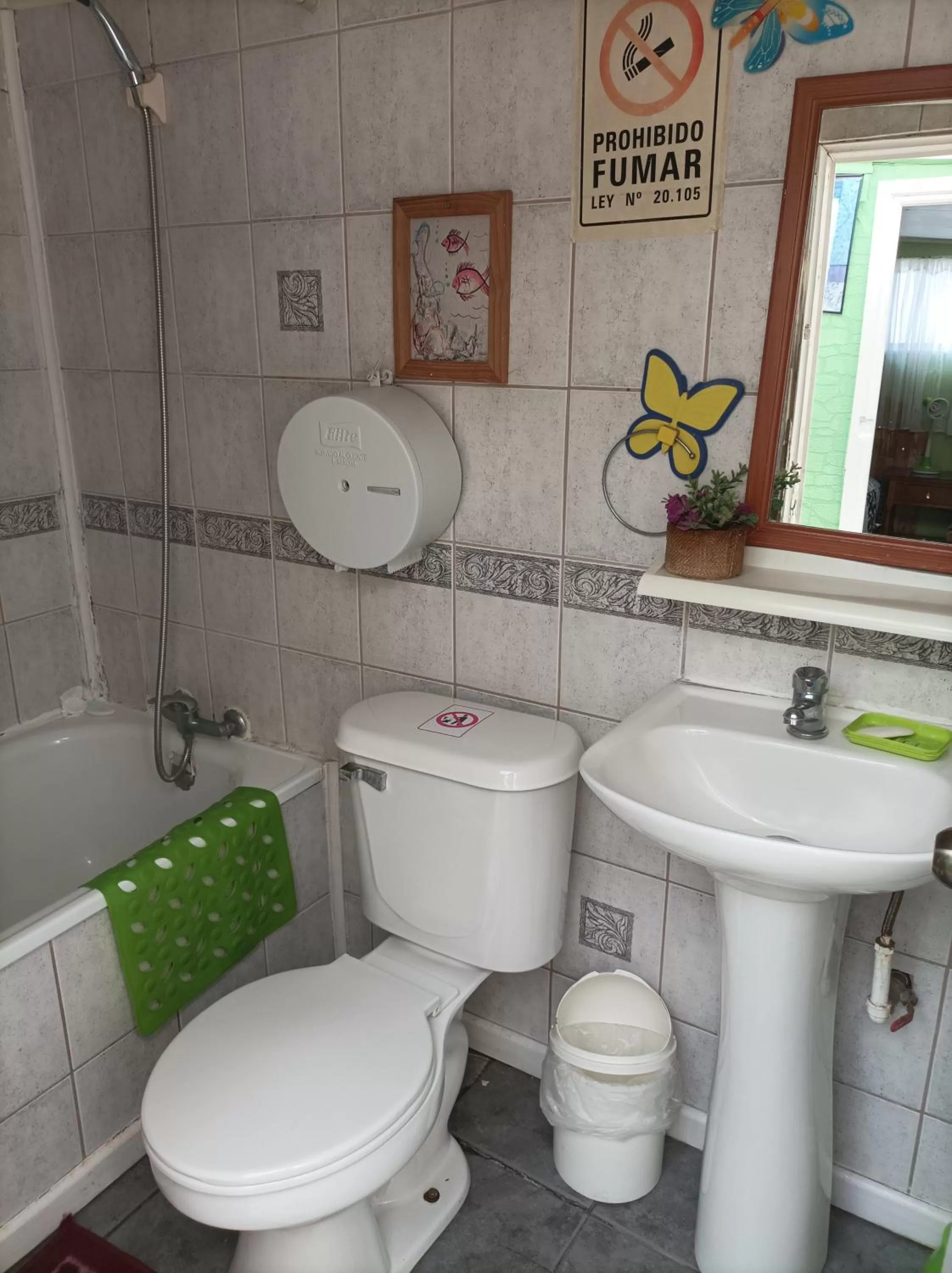 Bathroom in Alojamiento familiar rey