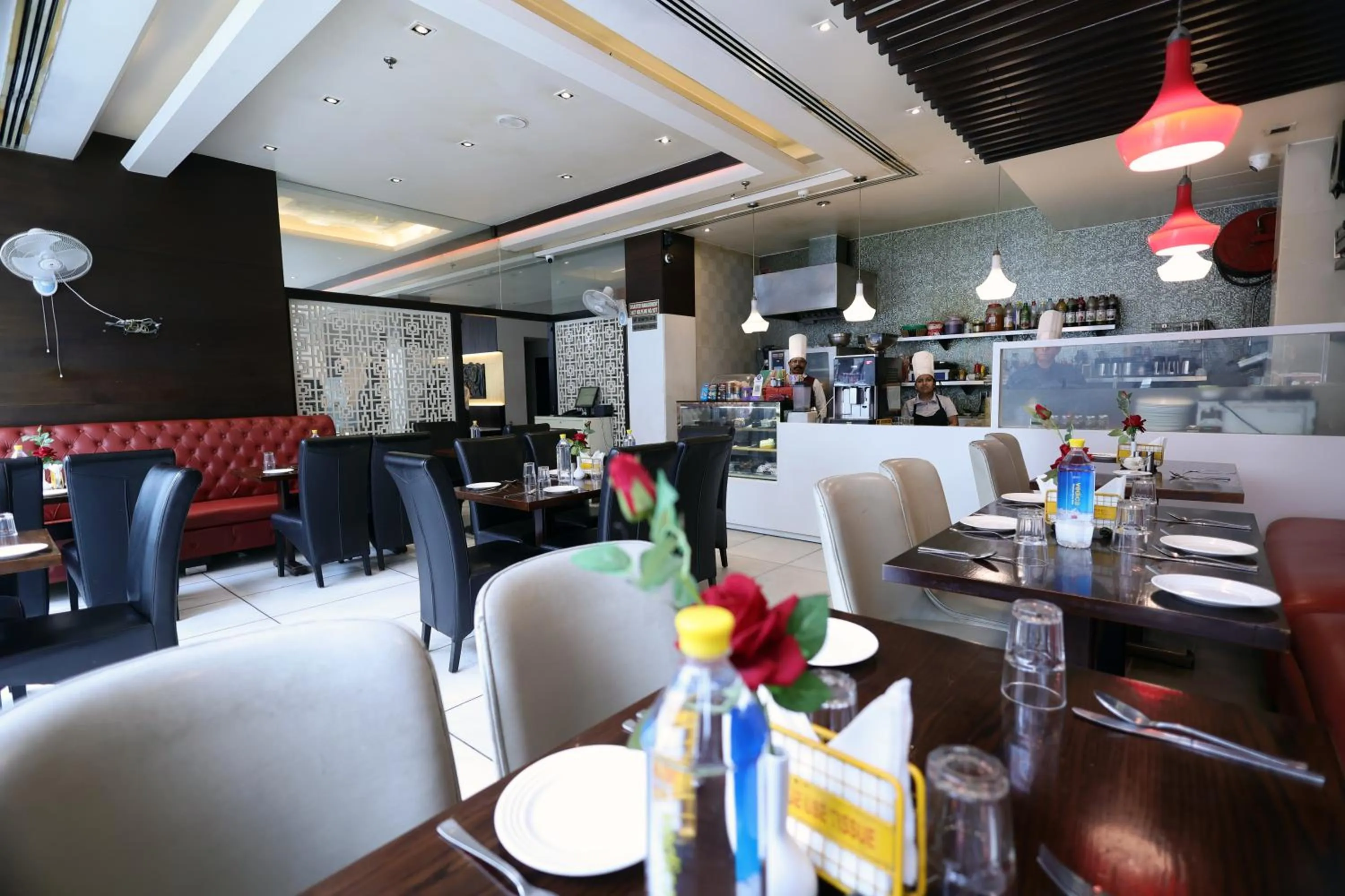 Restaurant/Places to Eat in Hotel GODWIN DELUXE - New Delhi Railway Station - Paharganj