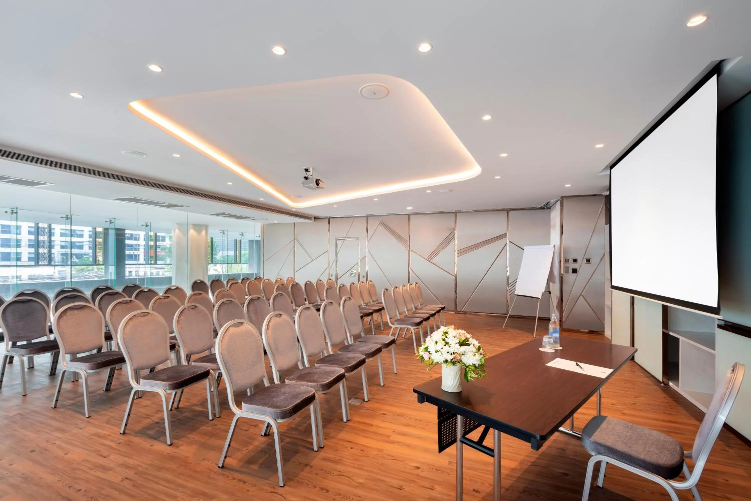 Business facilities in ibis Styles Bangkok Ratchada
