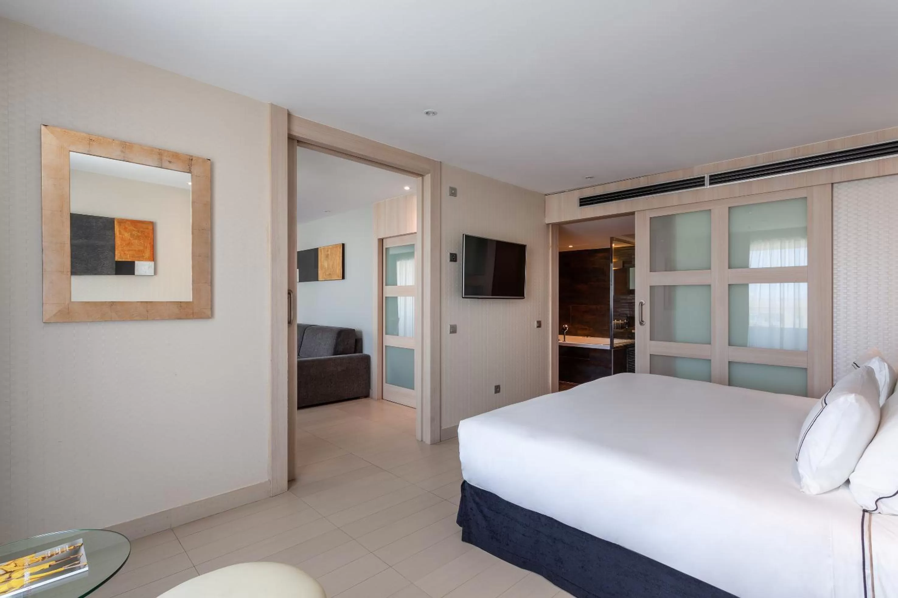 Bedroom, Bed in Melia Sevilla