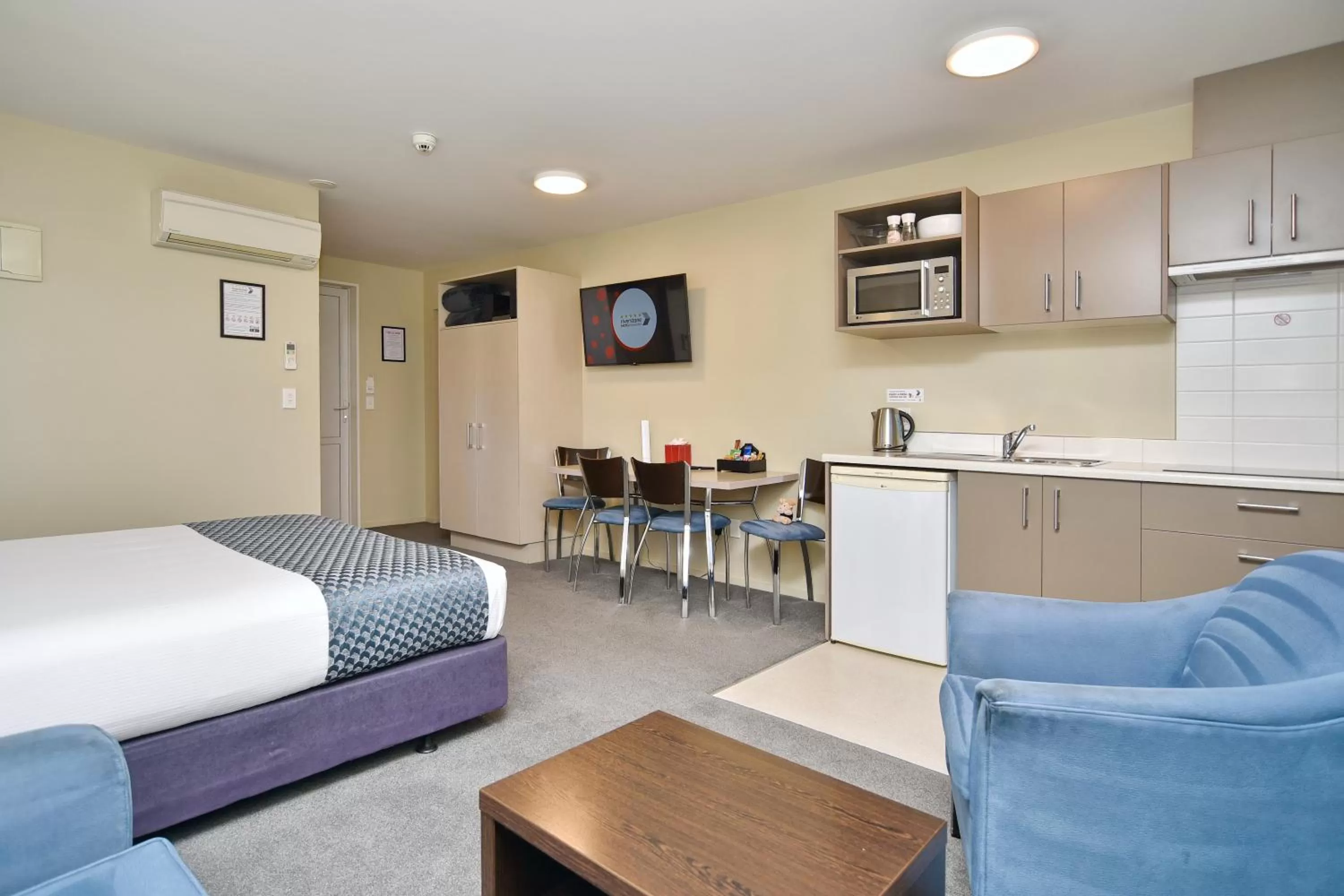 TV and multimedia in The Riverstone