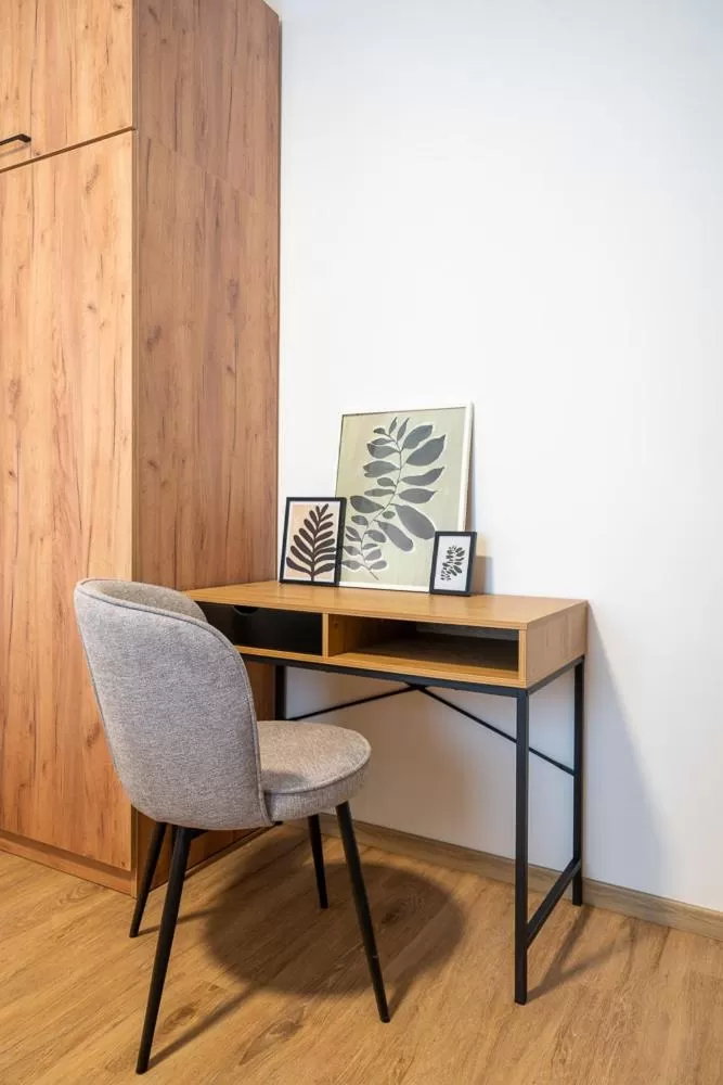 hair dresser, TV/Entertainment Center in Resort Aurum Residence A