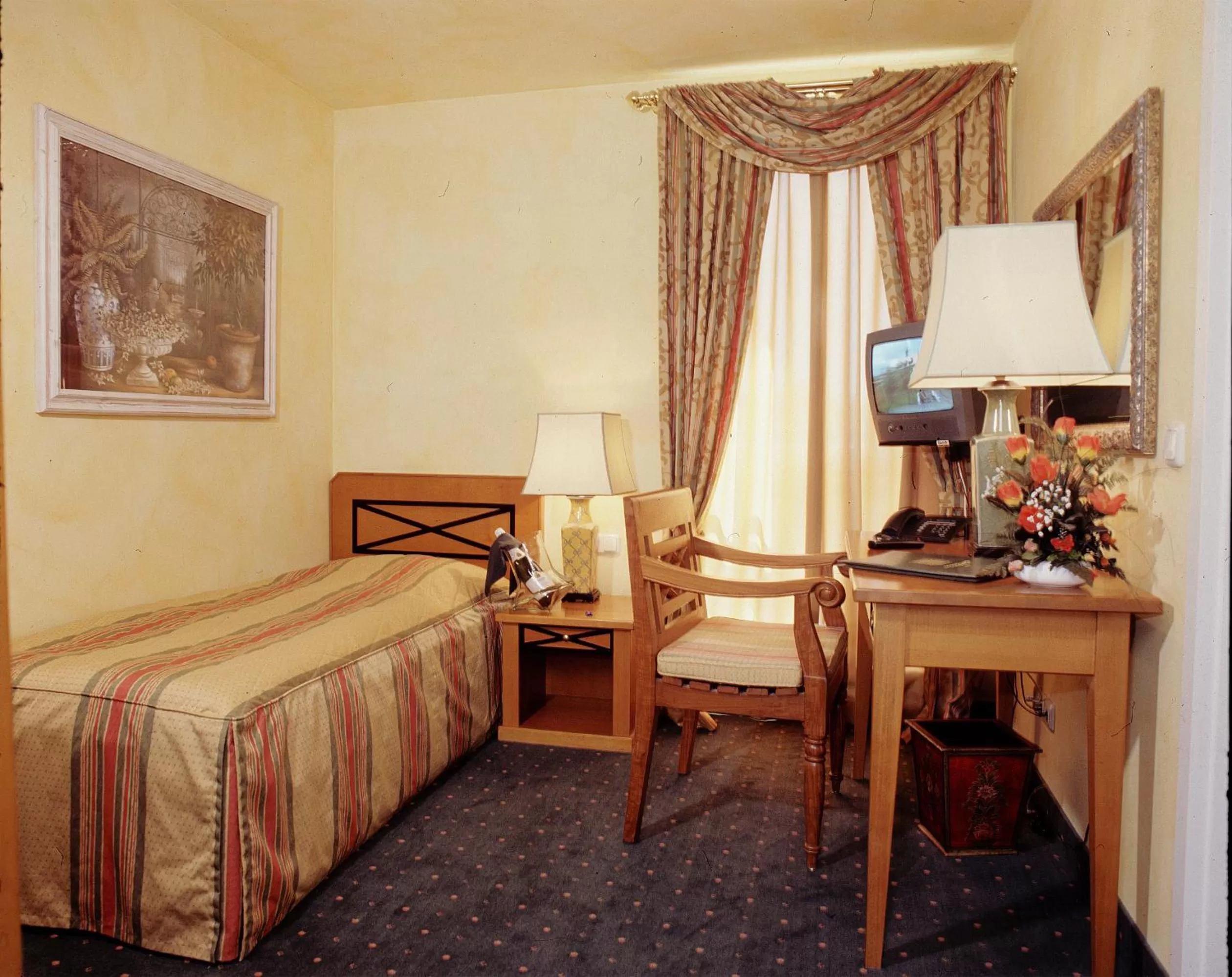 Photo of the whole room, Bed in Hotel & Restaurant Alter Speicher