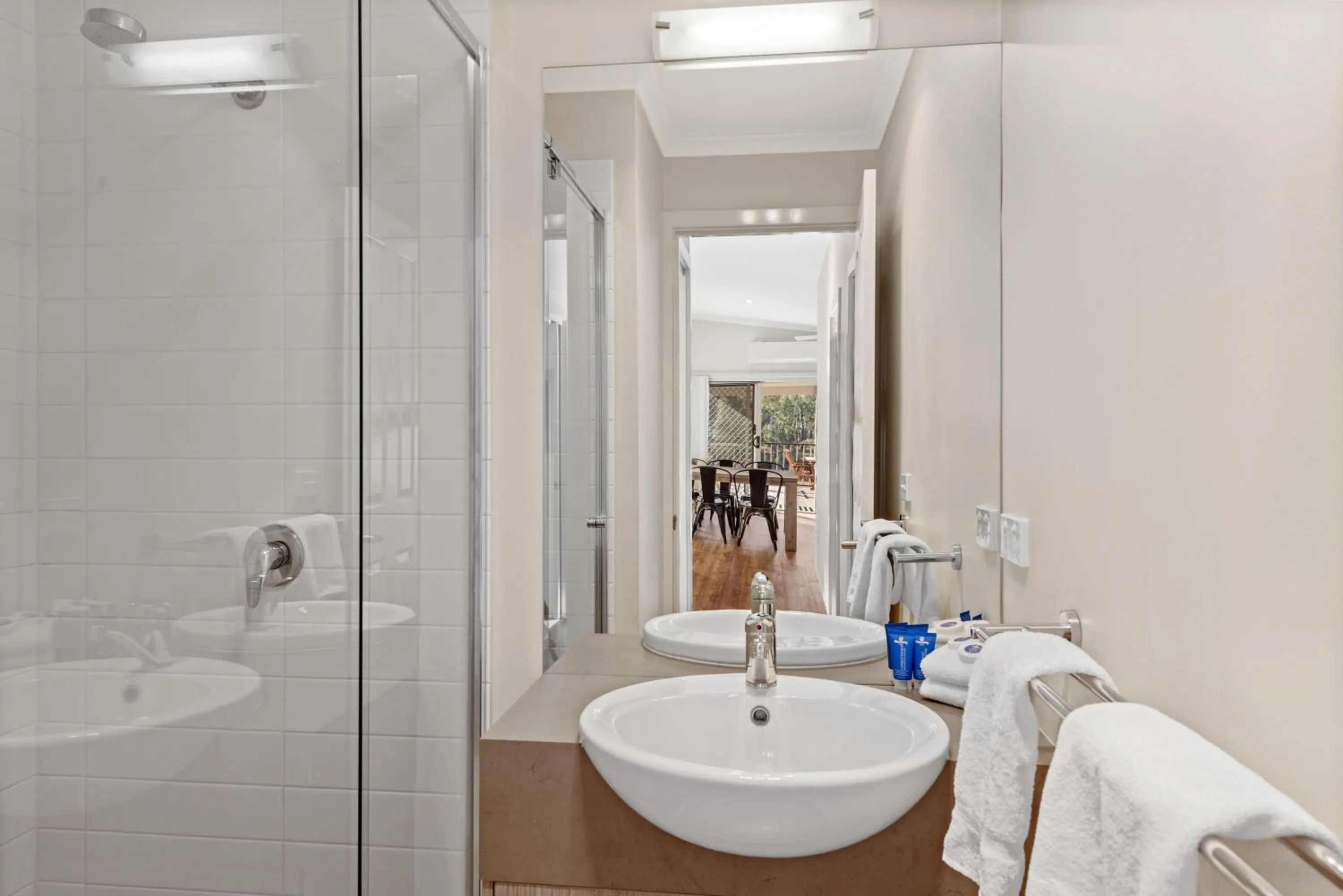 Bathroom in Discovery Parks - Maidens Inn Moama