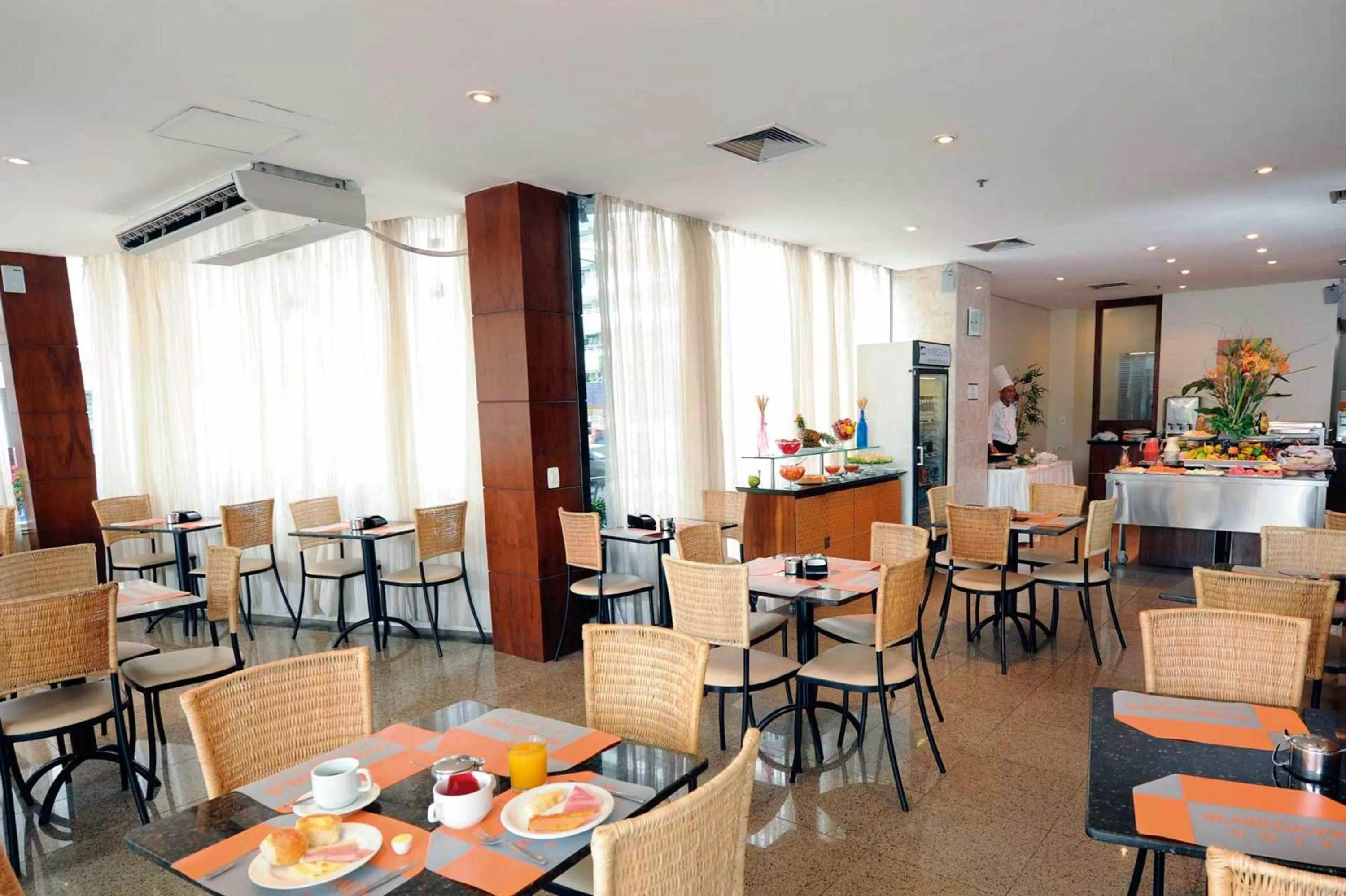 Restaurant/places to eat in Maredomus Hotel