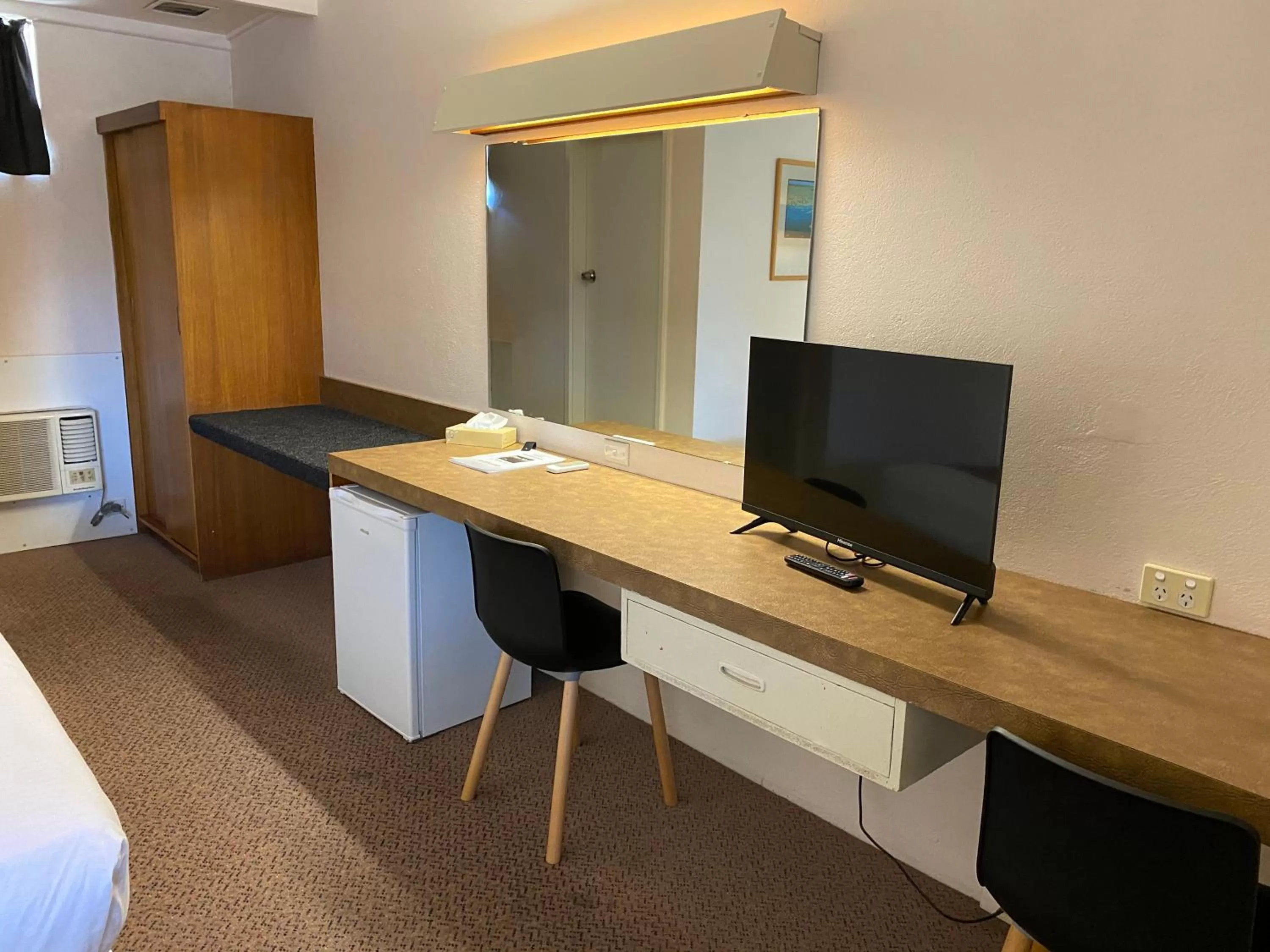 Property building in Ben Hall Motor Inn