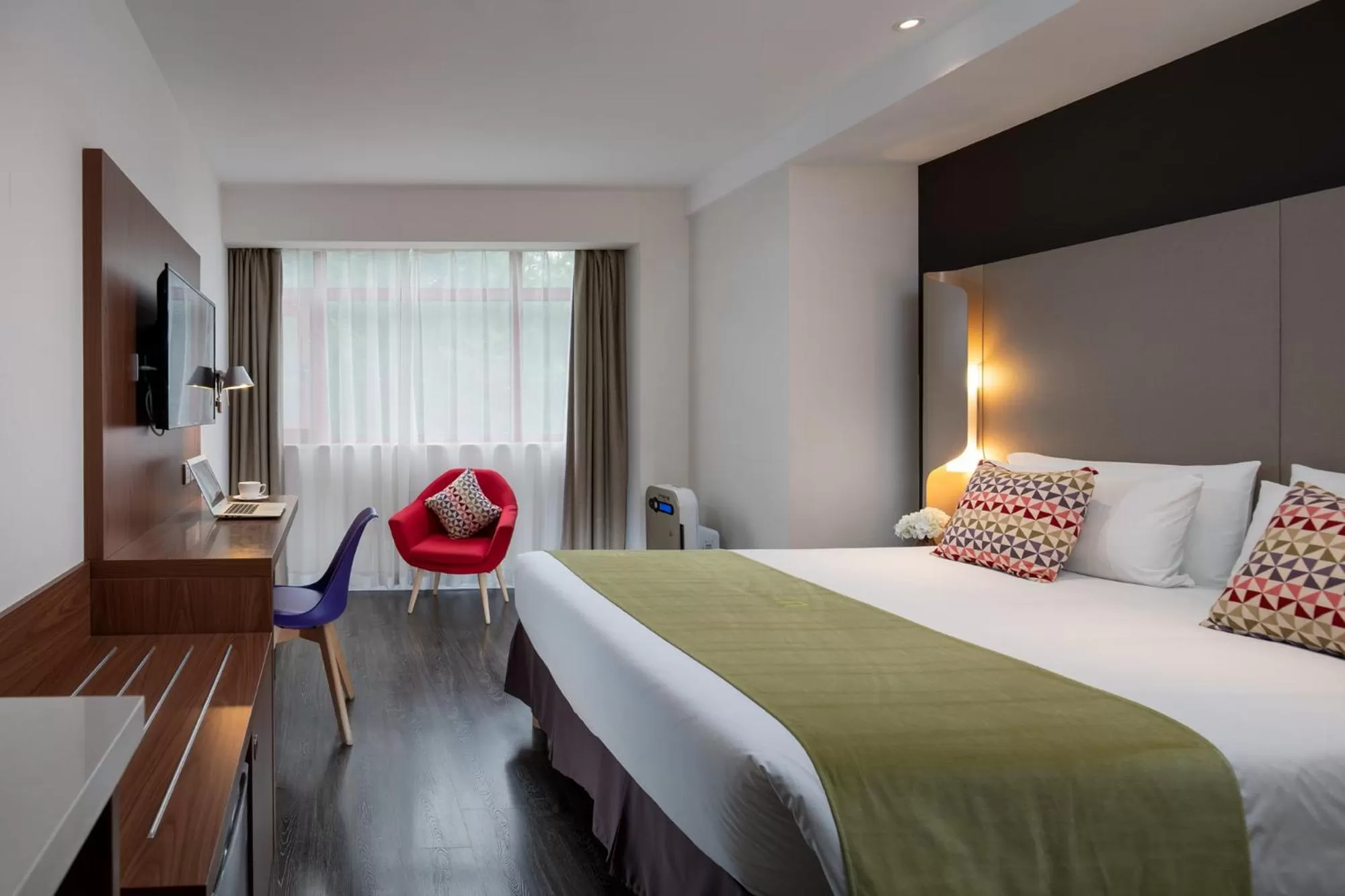 Photo of the whole room, Bed in Campanile Xi'an Bell Tower Huimin Street