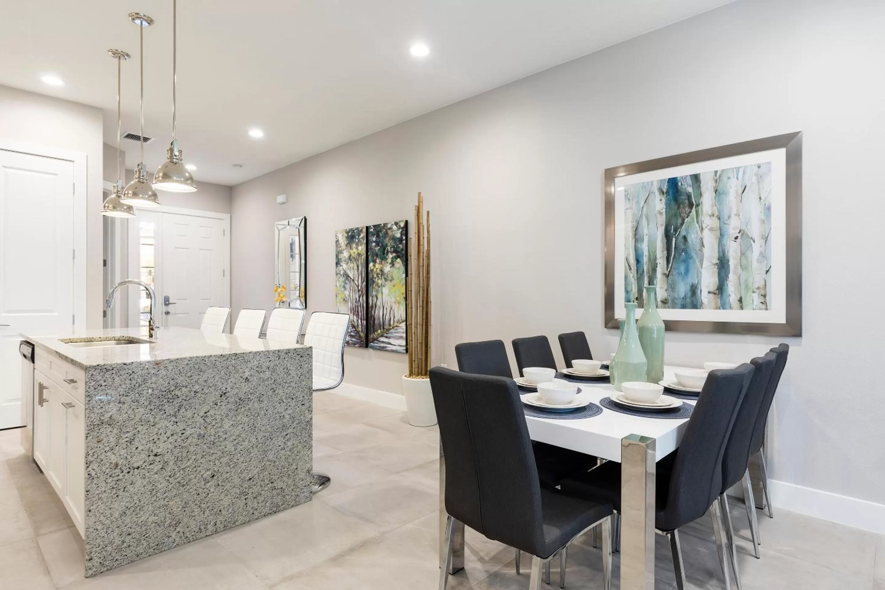 Kitchen or kitchenette, Dining Area in Summerville Vacation Resort