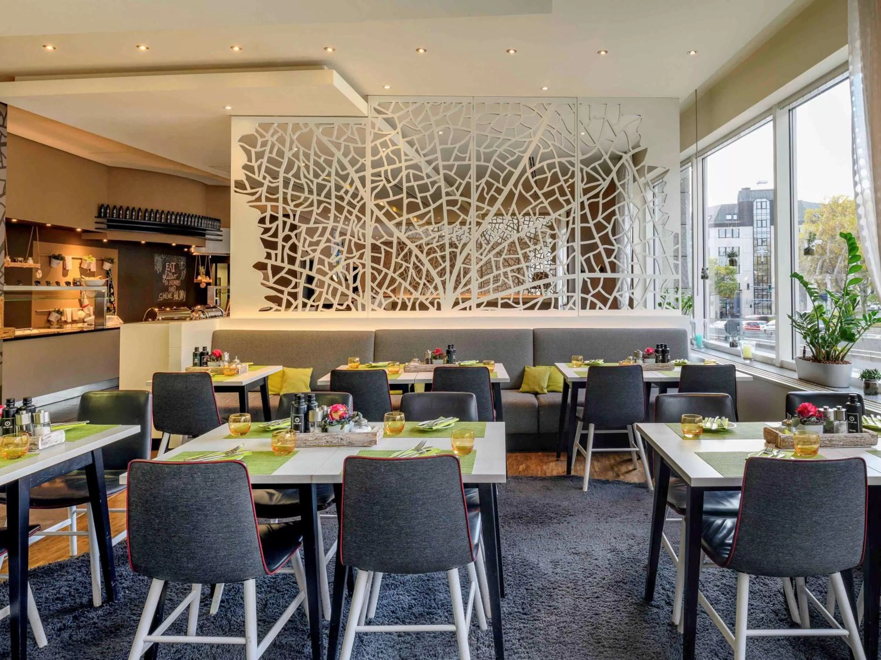 Restaurant/Places to Eat in Mercure Stuttgart City Center