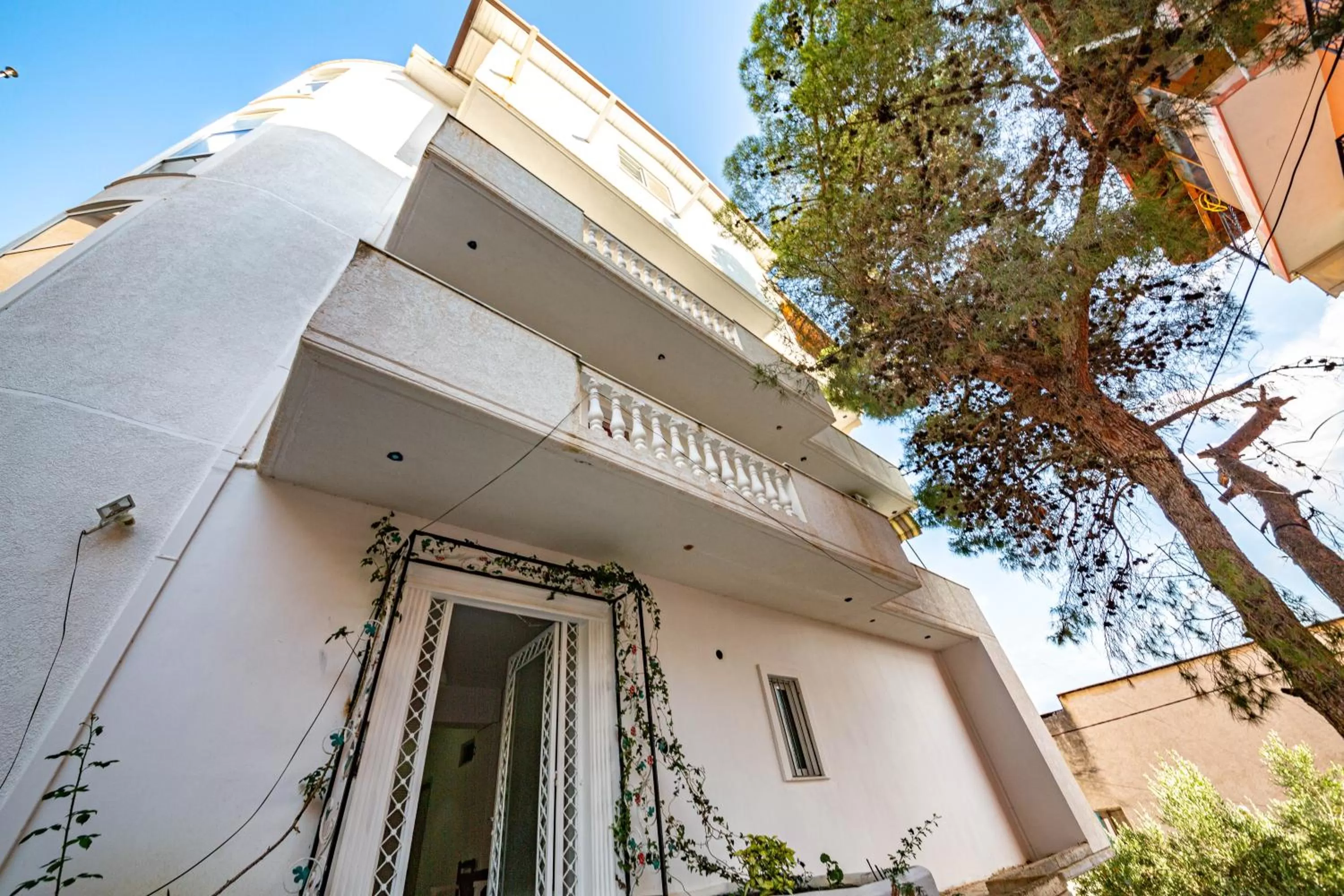 Facade/entrance in Ideal ApartHotel Saranda