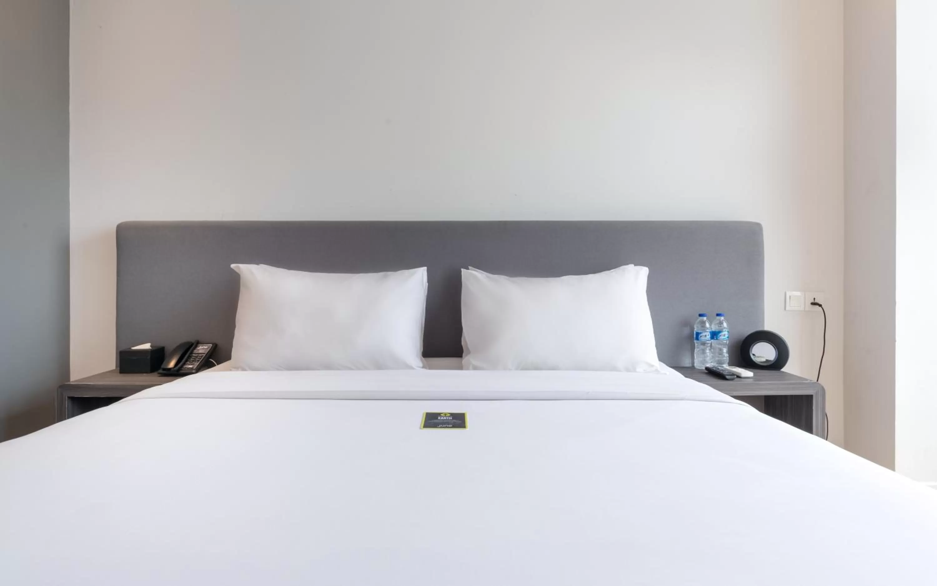 Bed in Juno Tanah Abang Jakarta