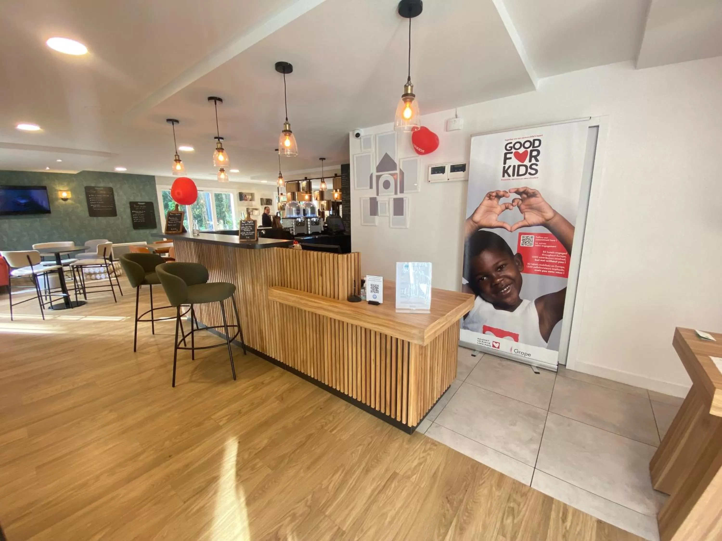 Lobby or reception in Campanile Nantes ~ Rezé Aéroport
