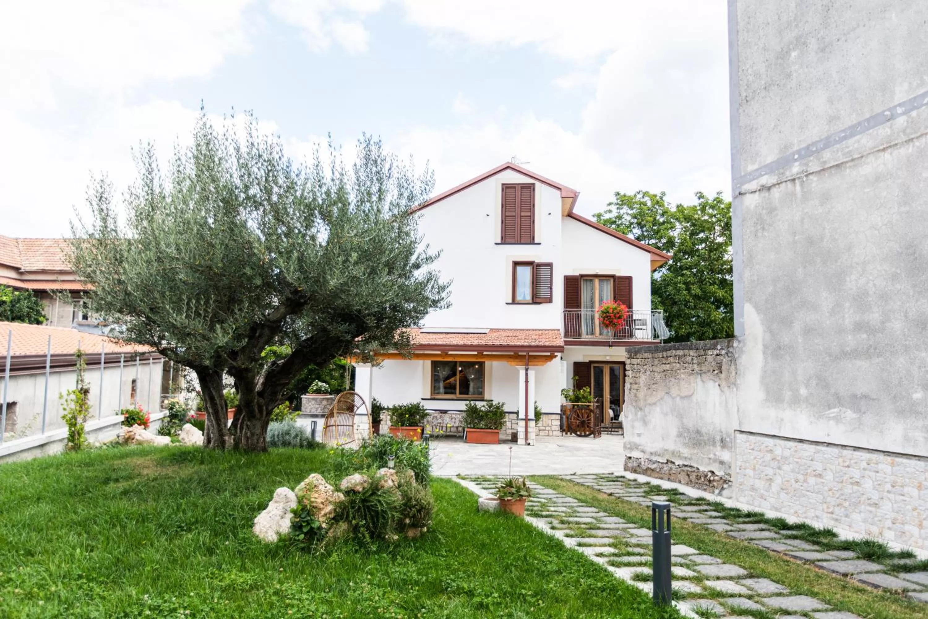 Property building in Al Chiaro di Luna
