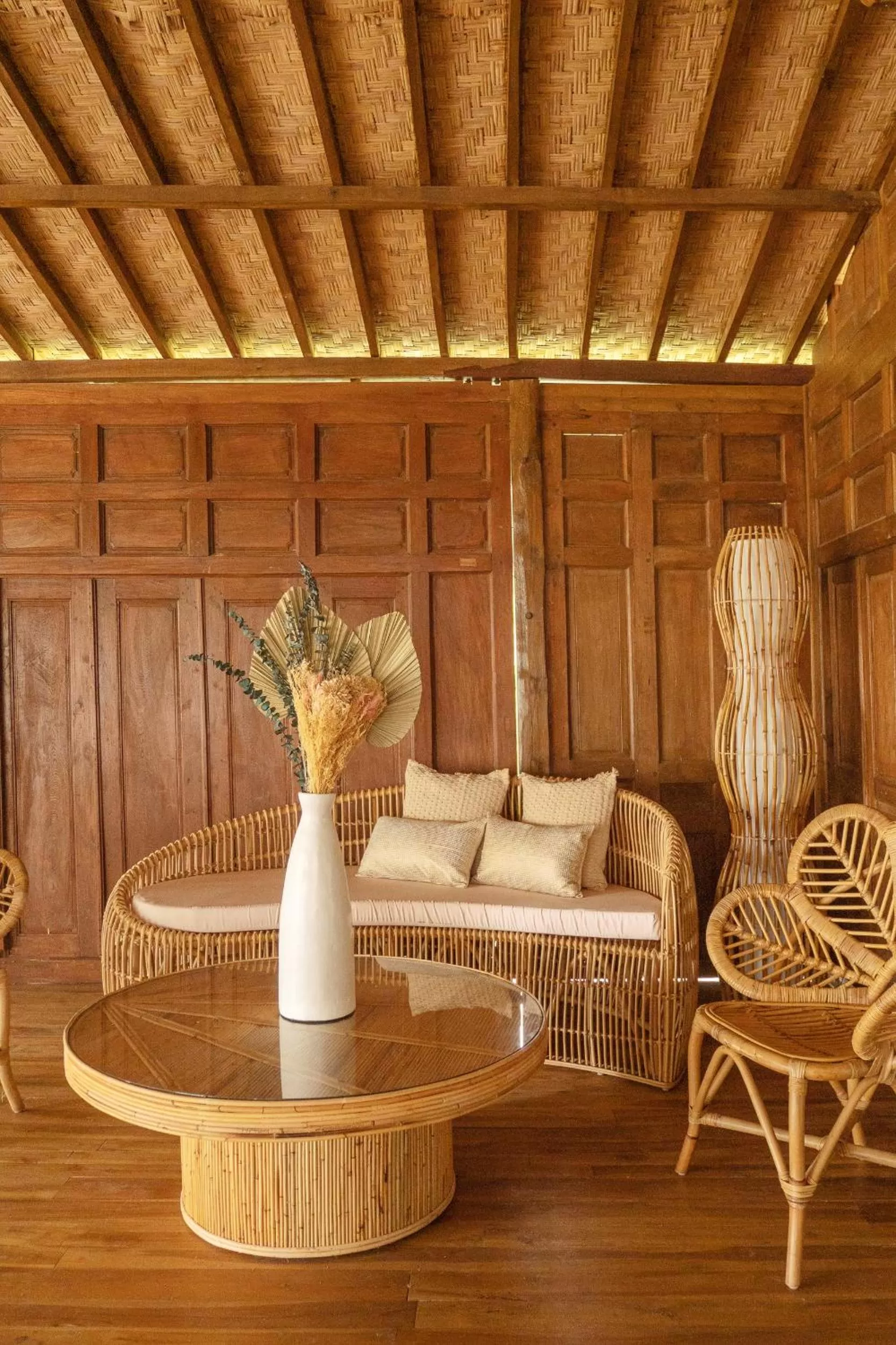 Seating area in Tanah Damai Hotel