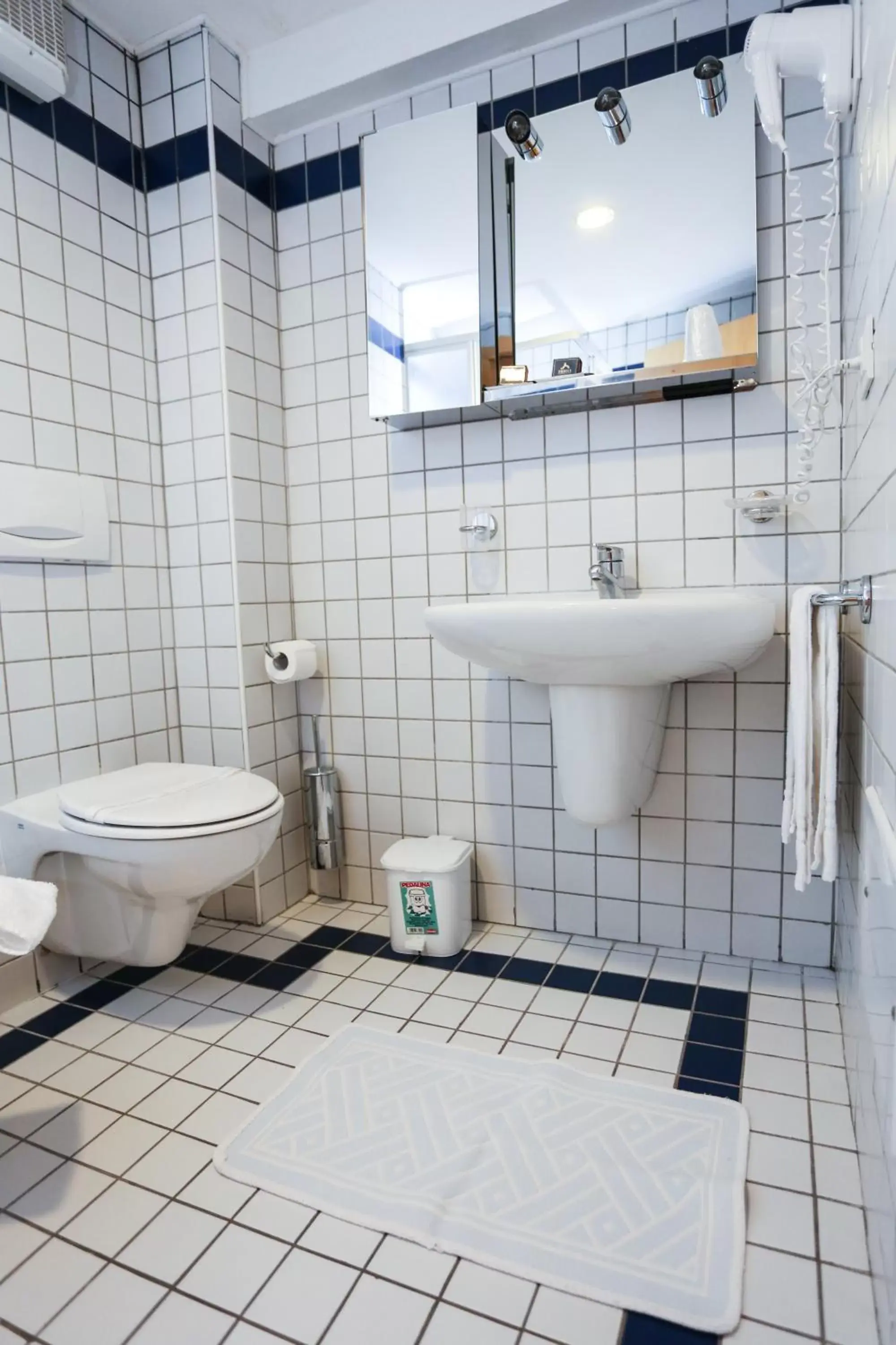 Twin Room in Hotel Fortini Twin Room in Hotel Fortini