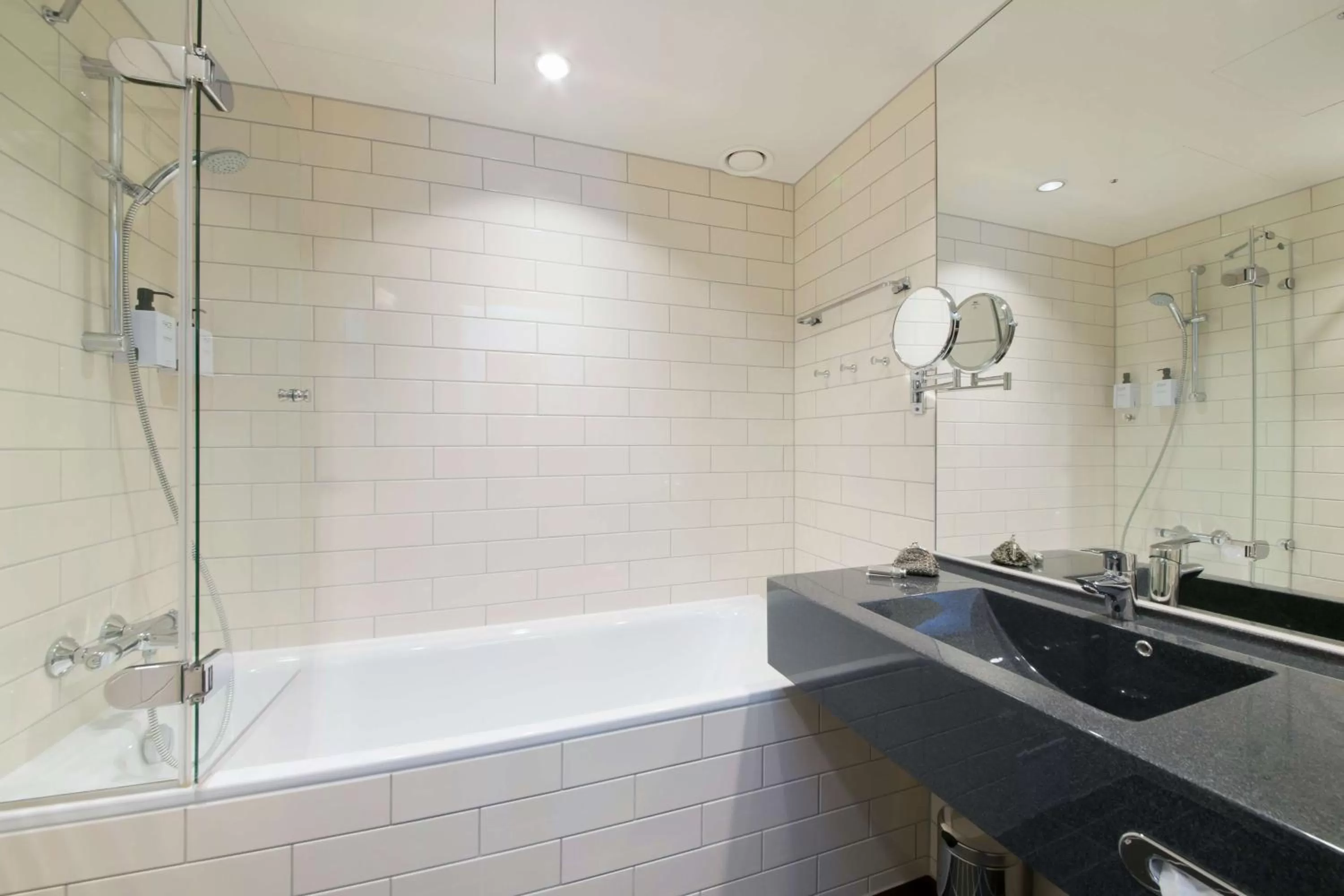 Bathroom in Thon Partner Elgstua Hotel