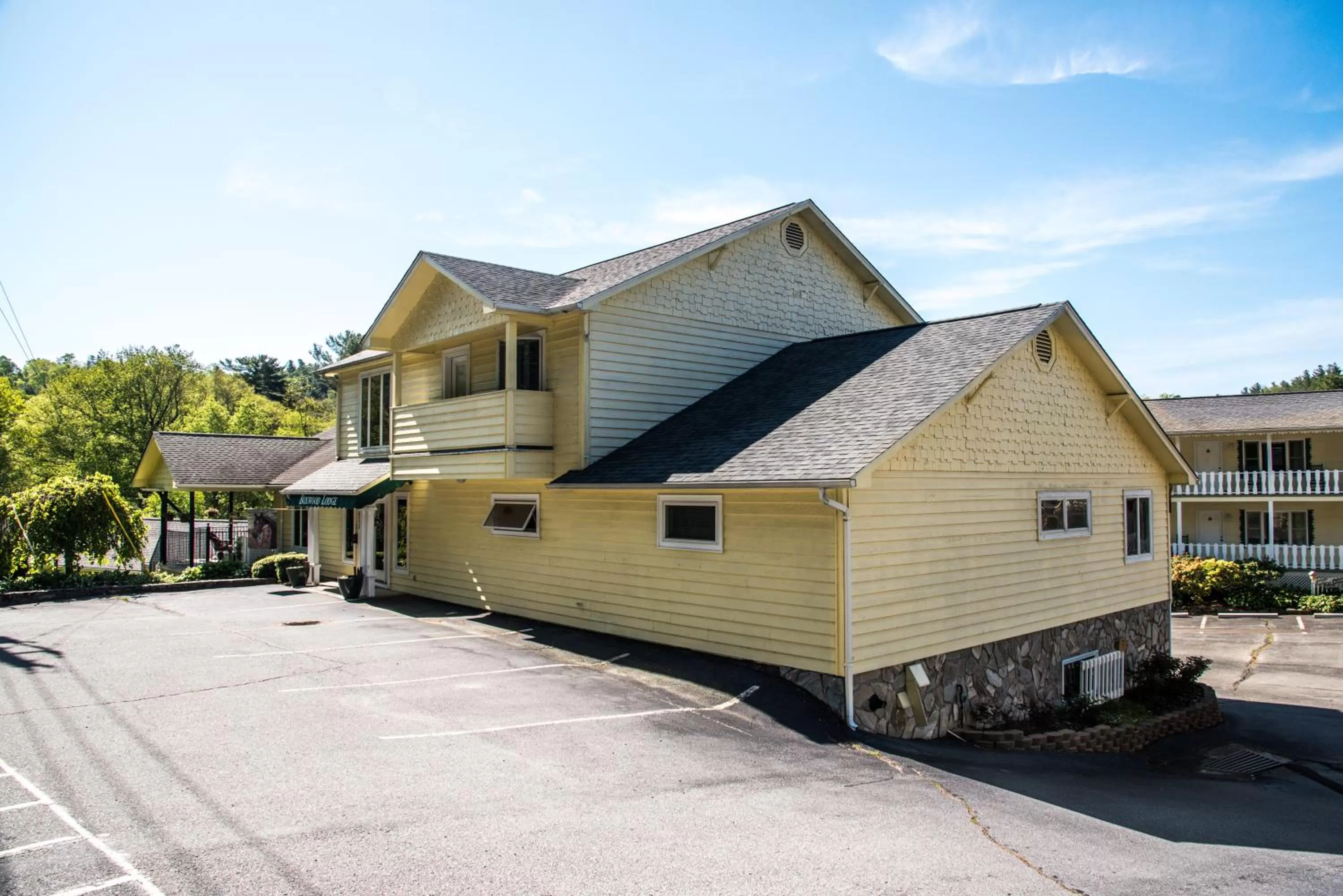 Boxwood Lodge Blowing Rock near Boone-University