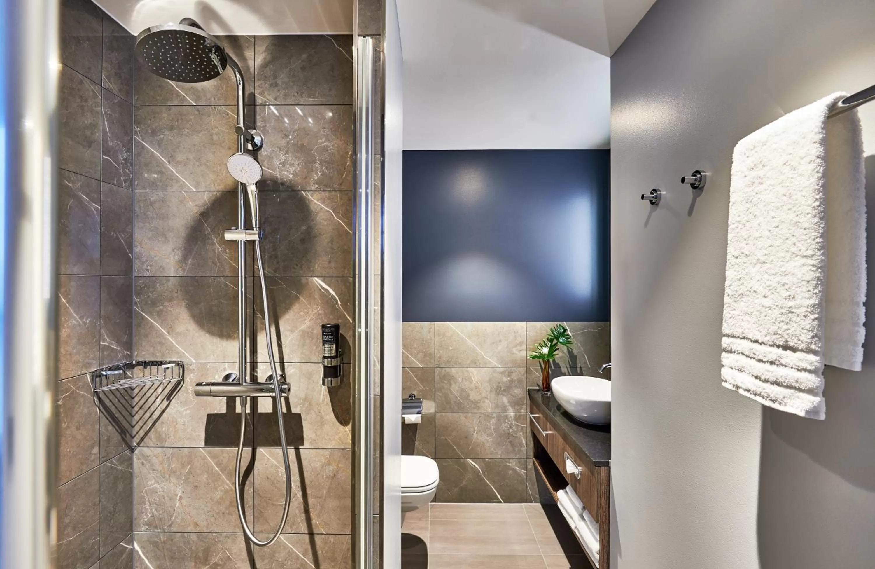 Bathroom in NYX Hotel Warsaw by Leonardo Hotels
