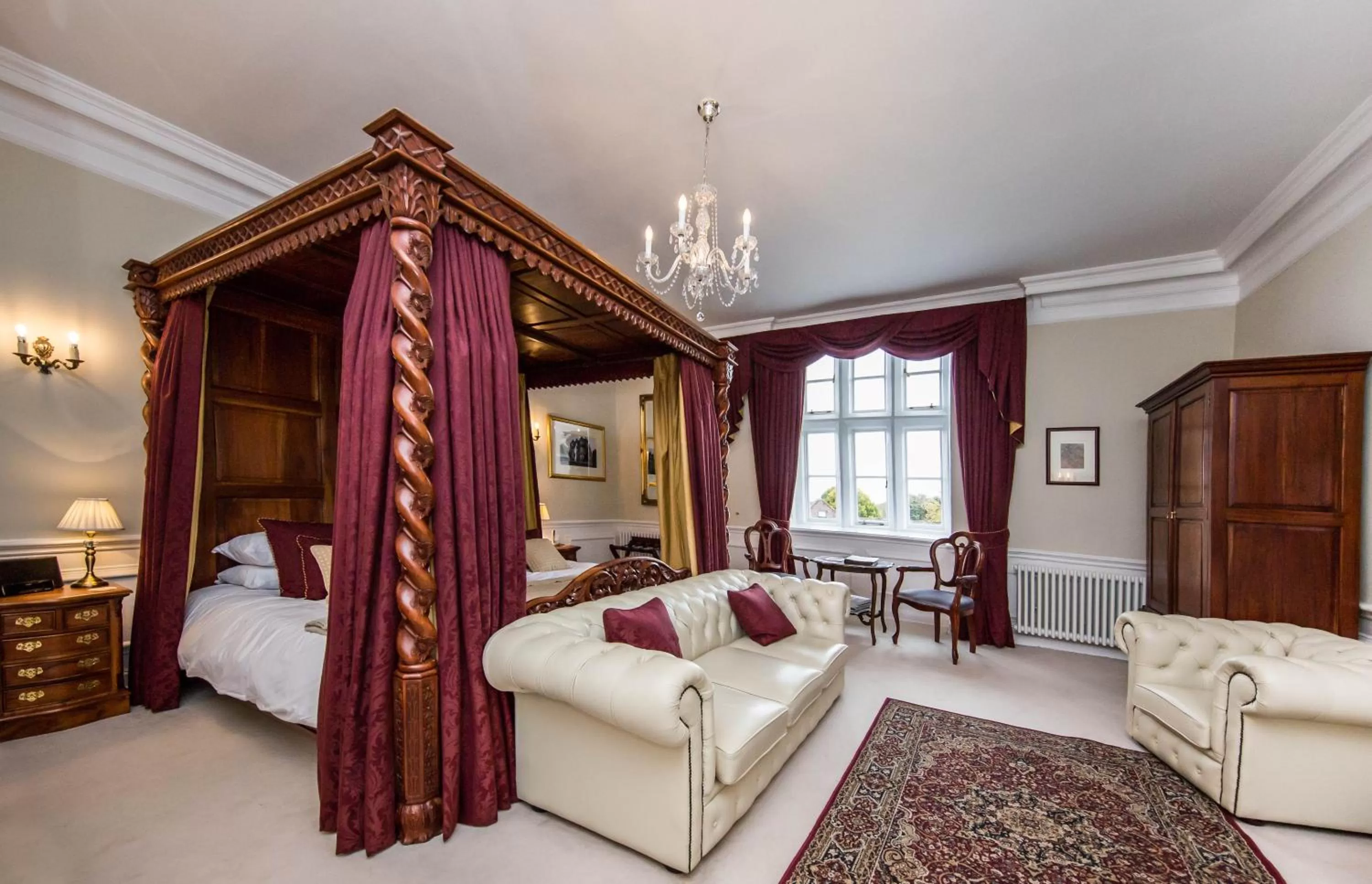 Photo of the whole room, Bed in Goldsborough Hall