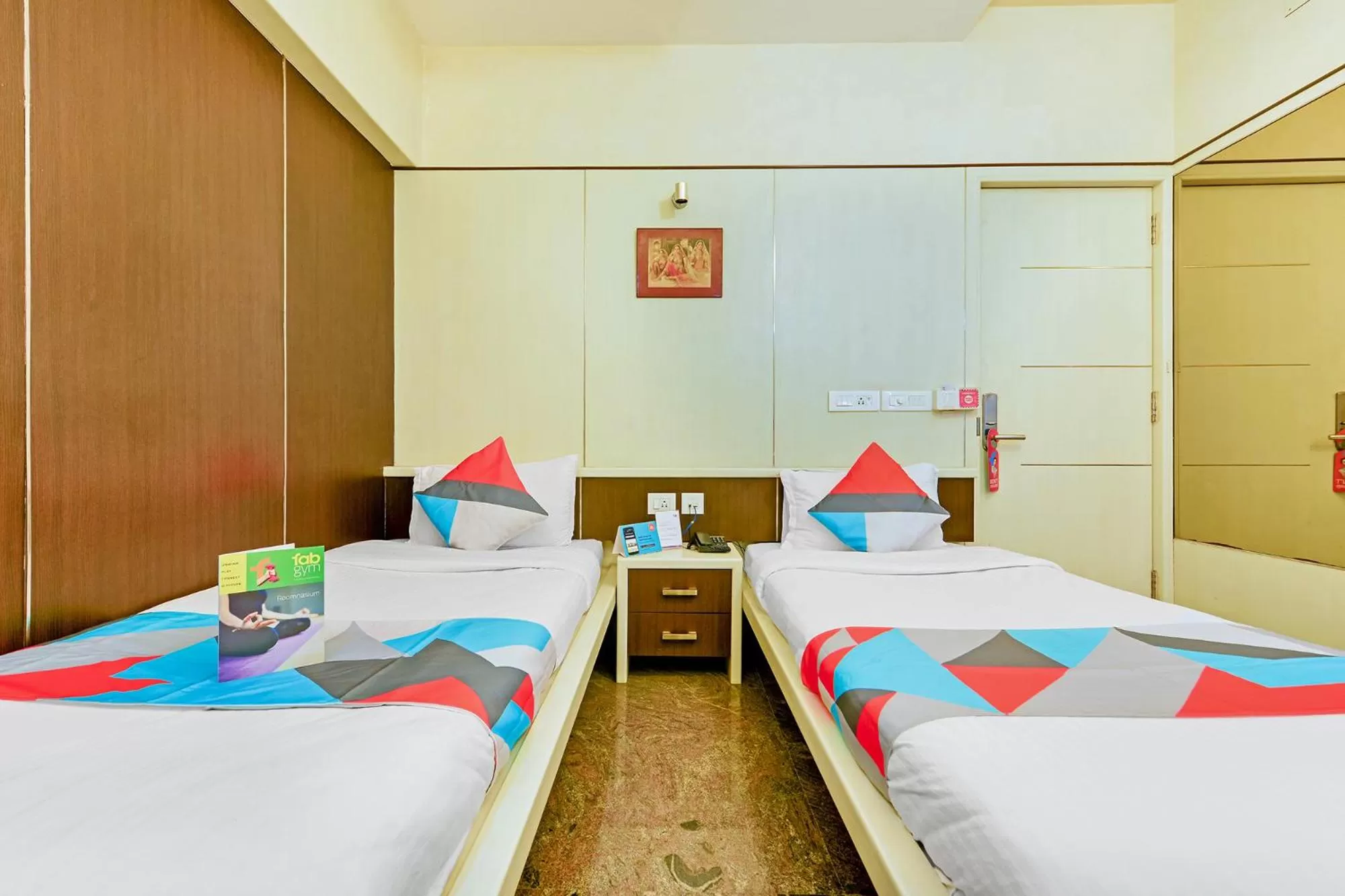 Bedroom, Bed in FabHotel B Zone - Nr US Consulate