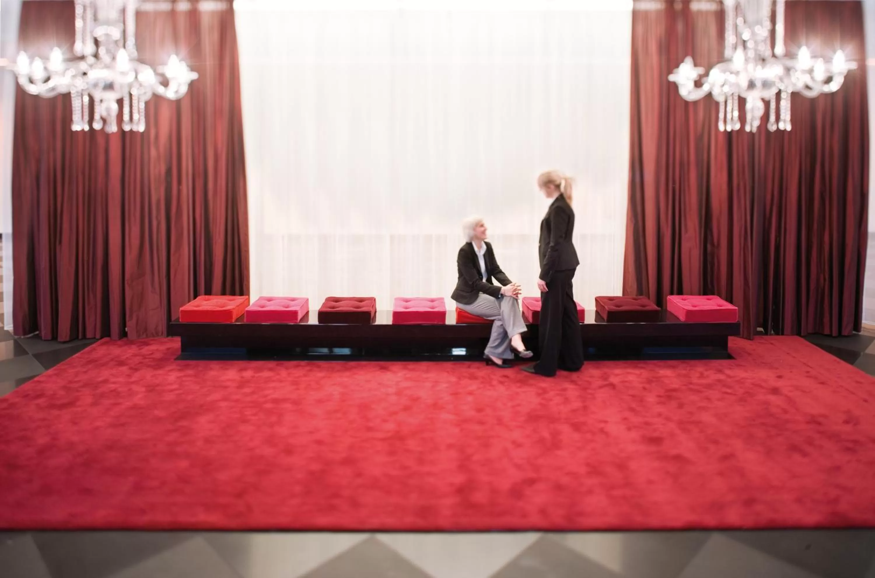 Lobby or reception in Mövenpick Hotel Stuttgart Airport