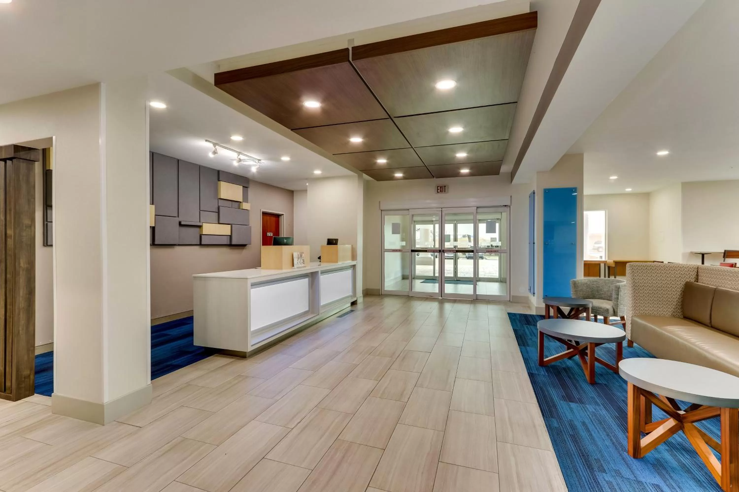 Property building in Holiday Inn Express & Suites Waxahachie by IHG