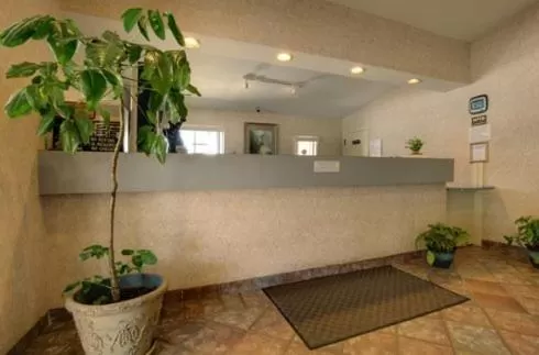 Lobby or reception in Edinburg Executive Inn