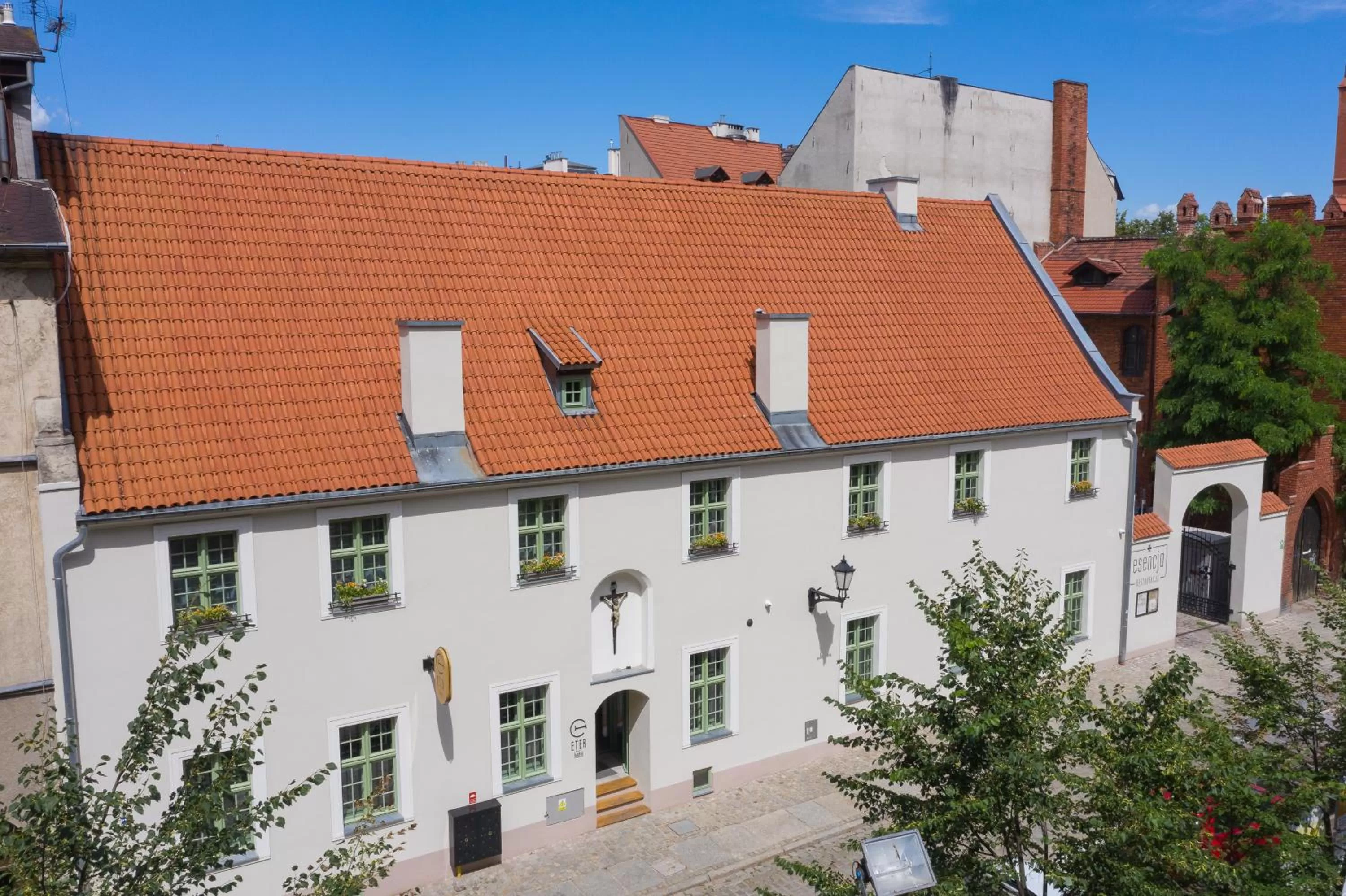 Property building in Hotel ETER