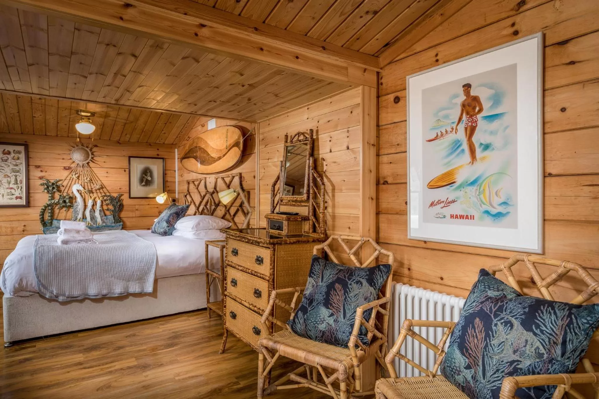 Seating area, Bed in Tolcarne Beach Colonial Restaurant and Rooms