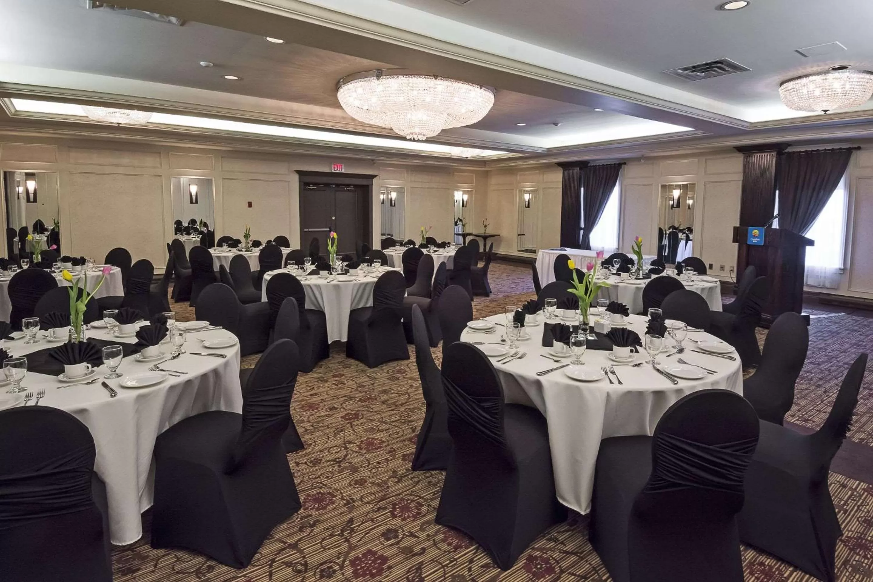 On site, Banquet Facilities in Comfort Hotel Airport