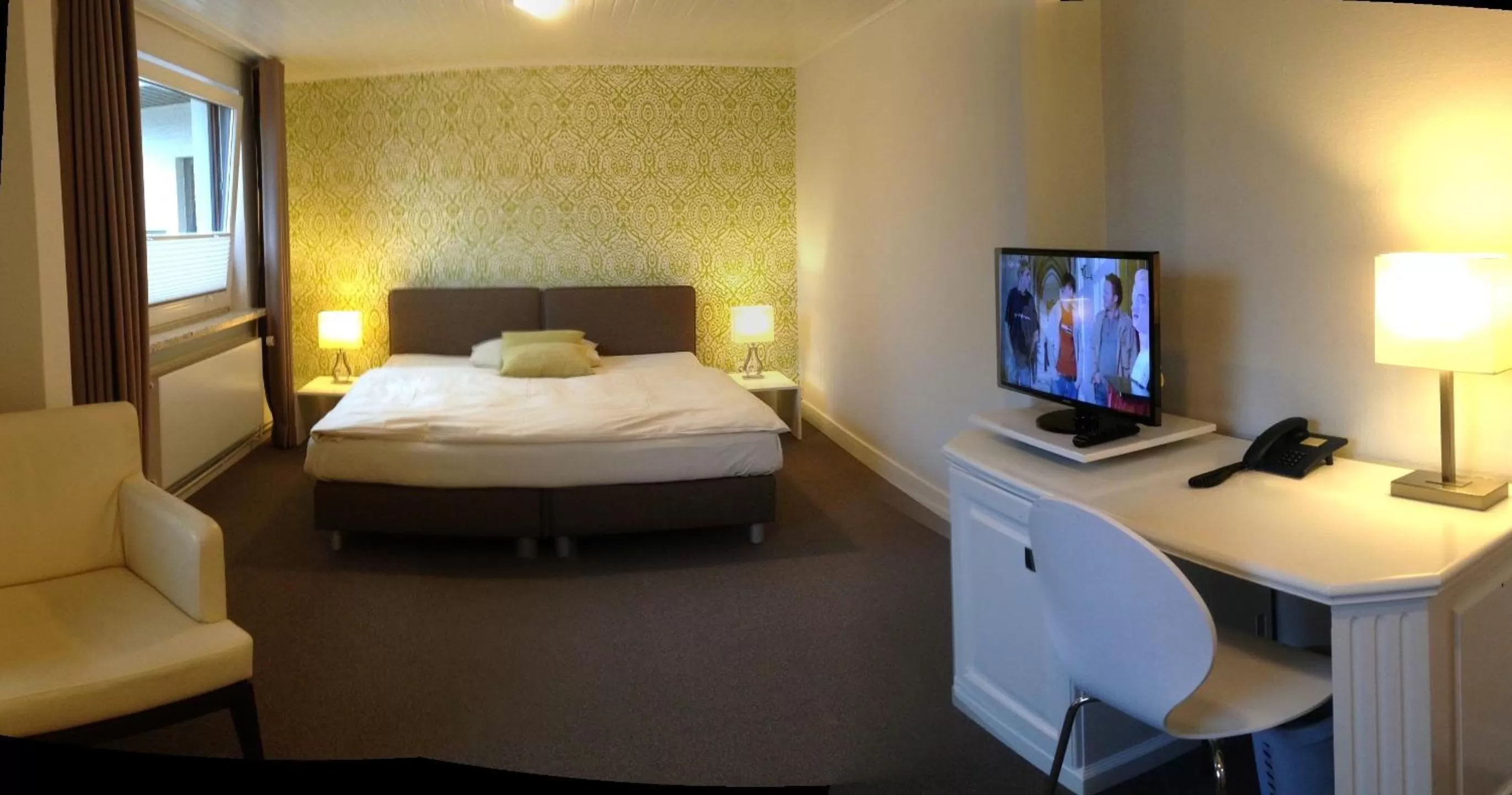 Bed in Hotel Insel Pension