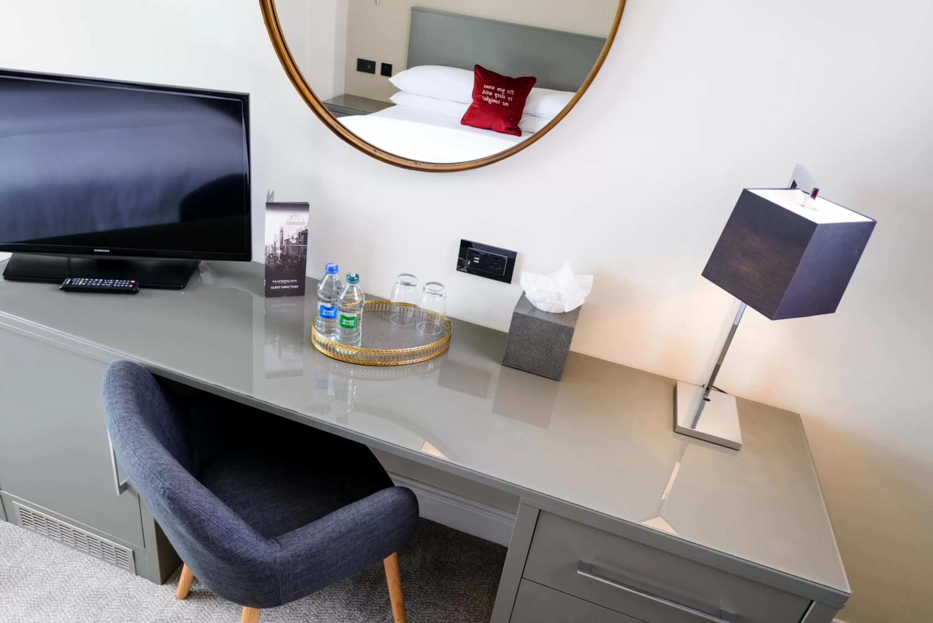 Area and facilities in The Metropole Hotel Cork