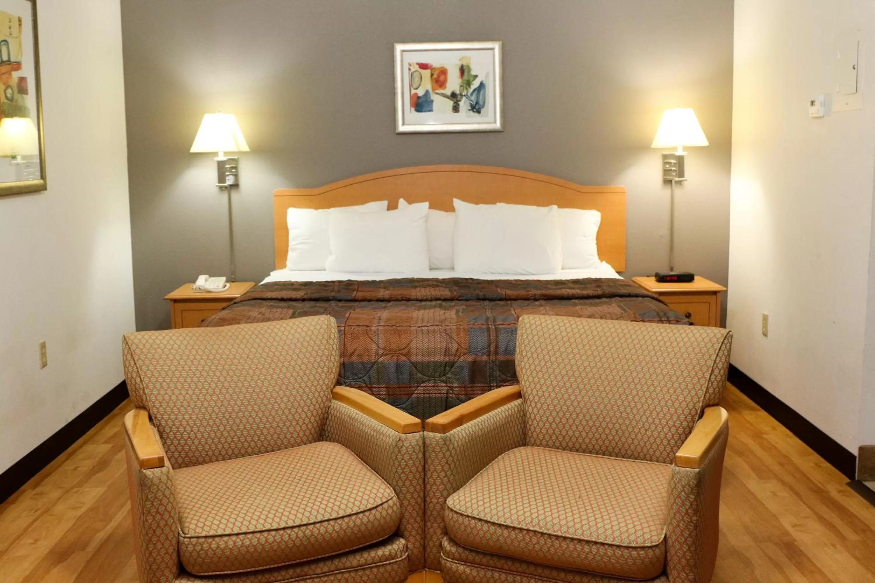 Bedroom in Studio 6-Lubbock, TX - Medical Center