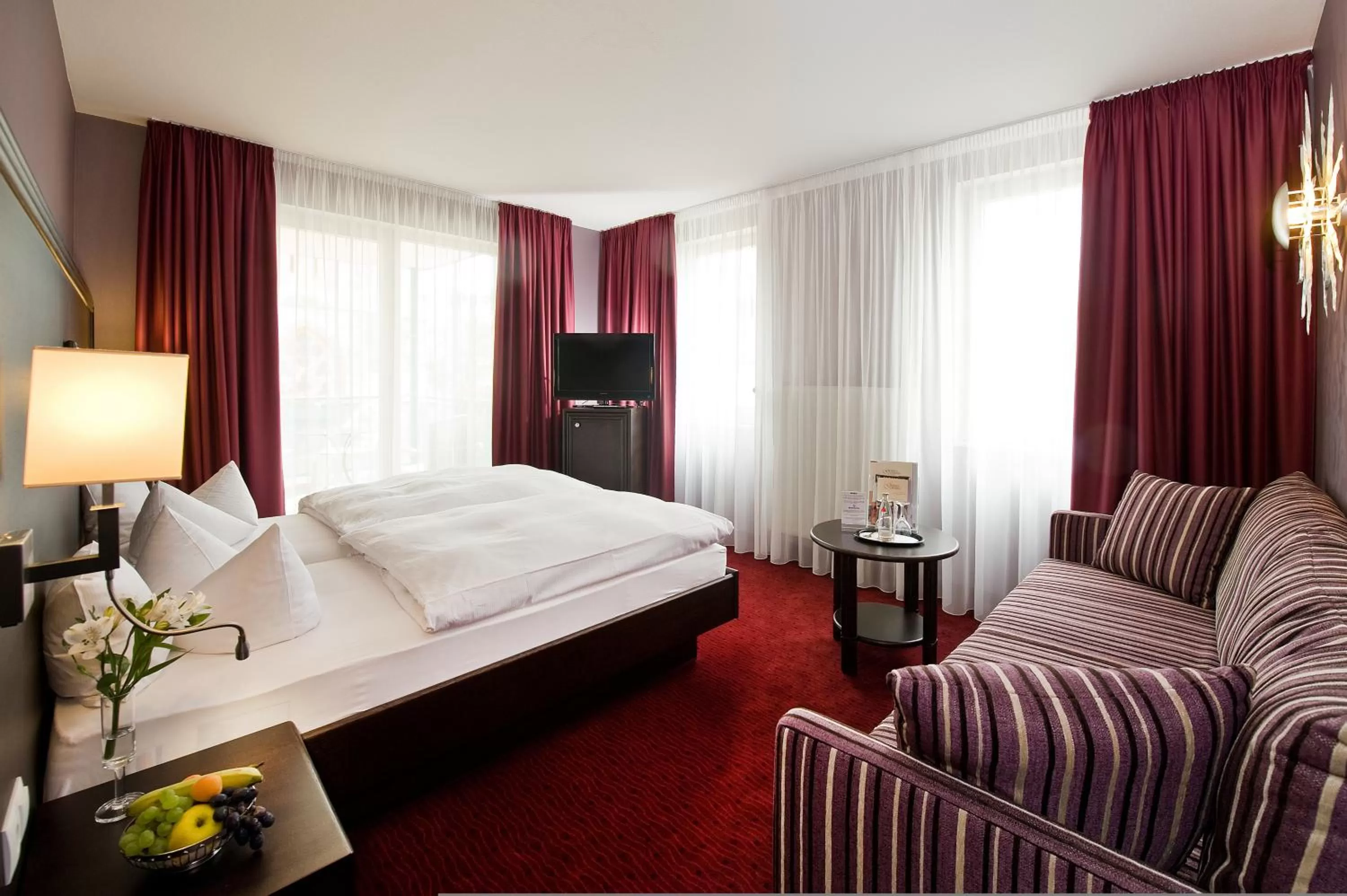 Photo of the whole room, Bed in Göbel's Sophien Hotel