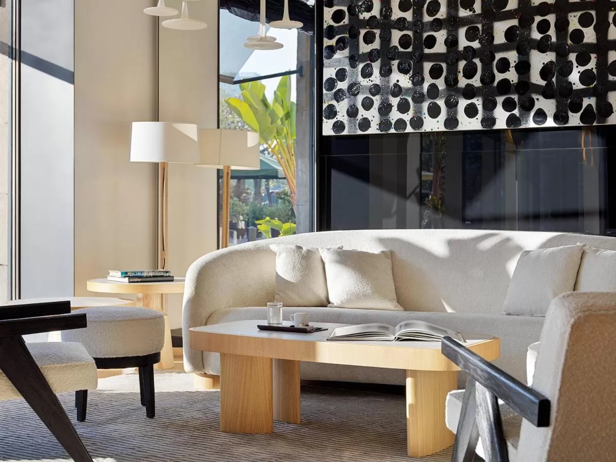 Lobby or reception in H10 Port Vell 4* Sup