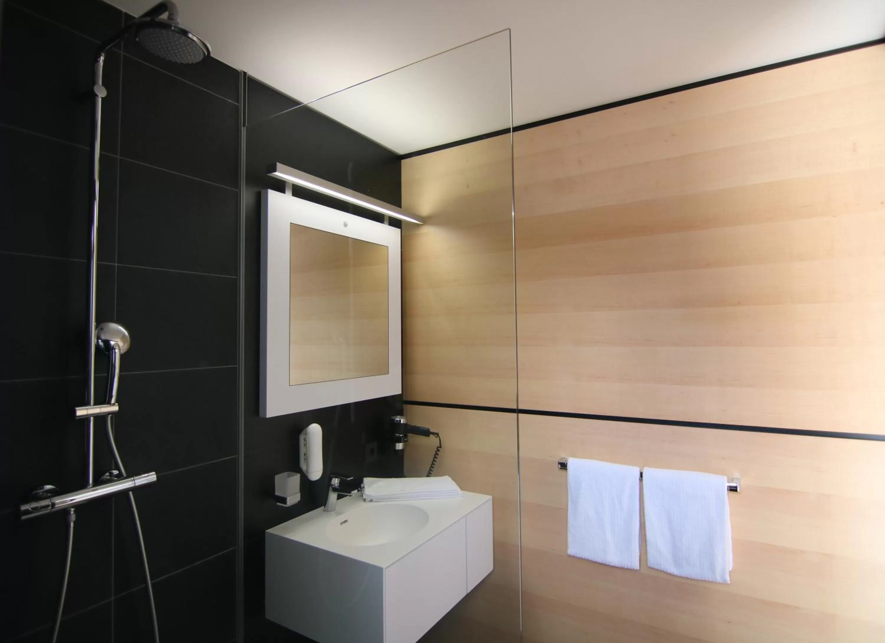 Bathroom in GA Hotel by WMM Hotels