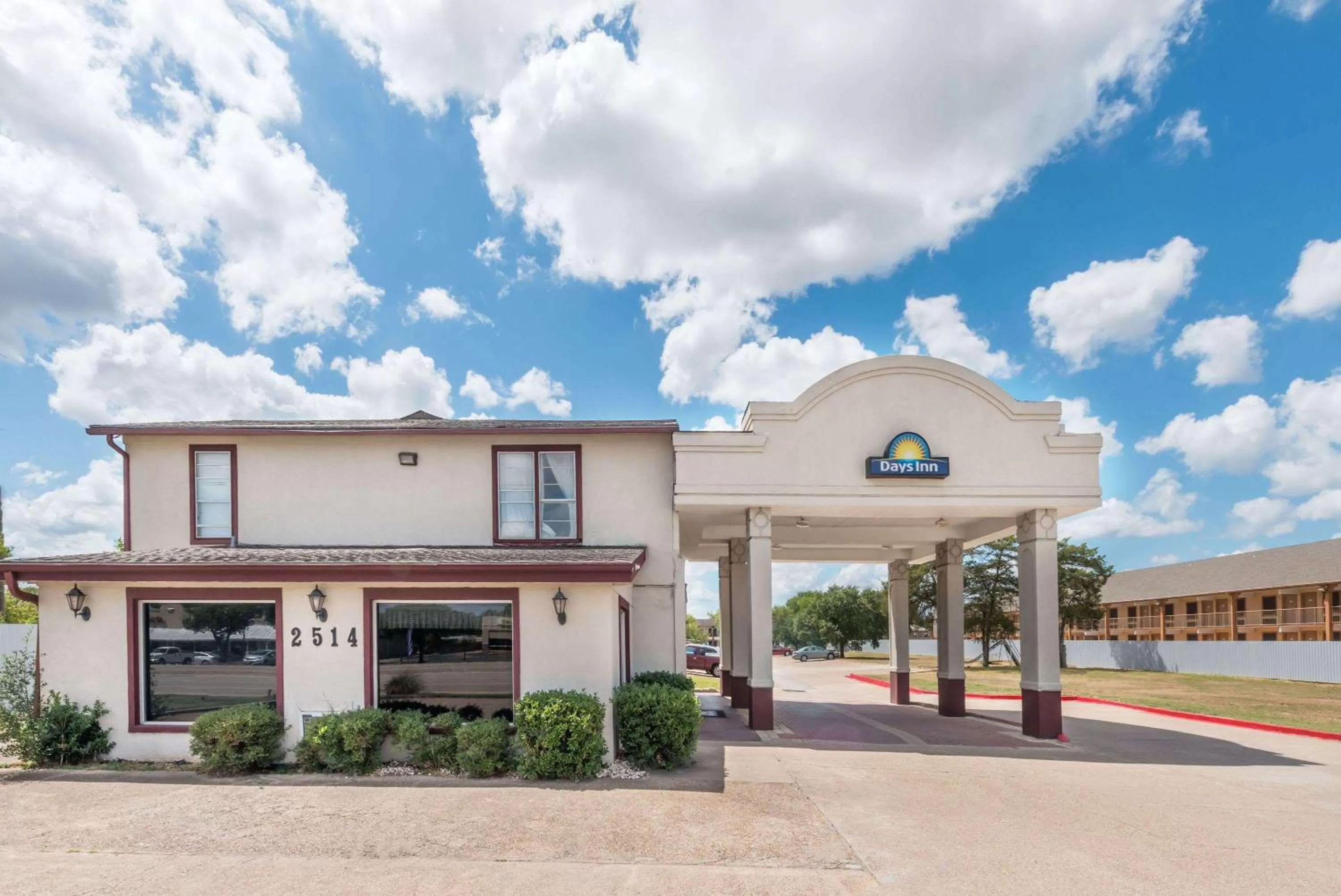Property building in Days Inn by Wyndham Bryan College Station