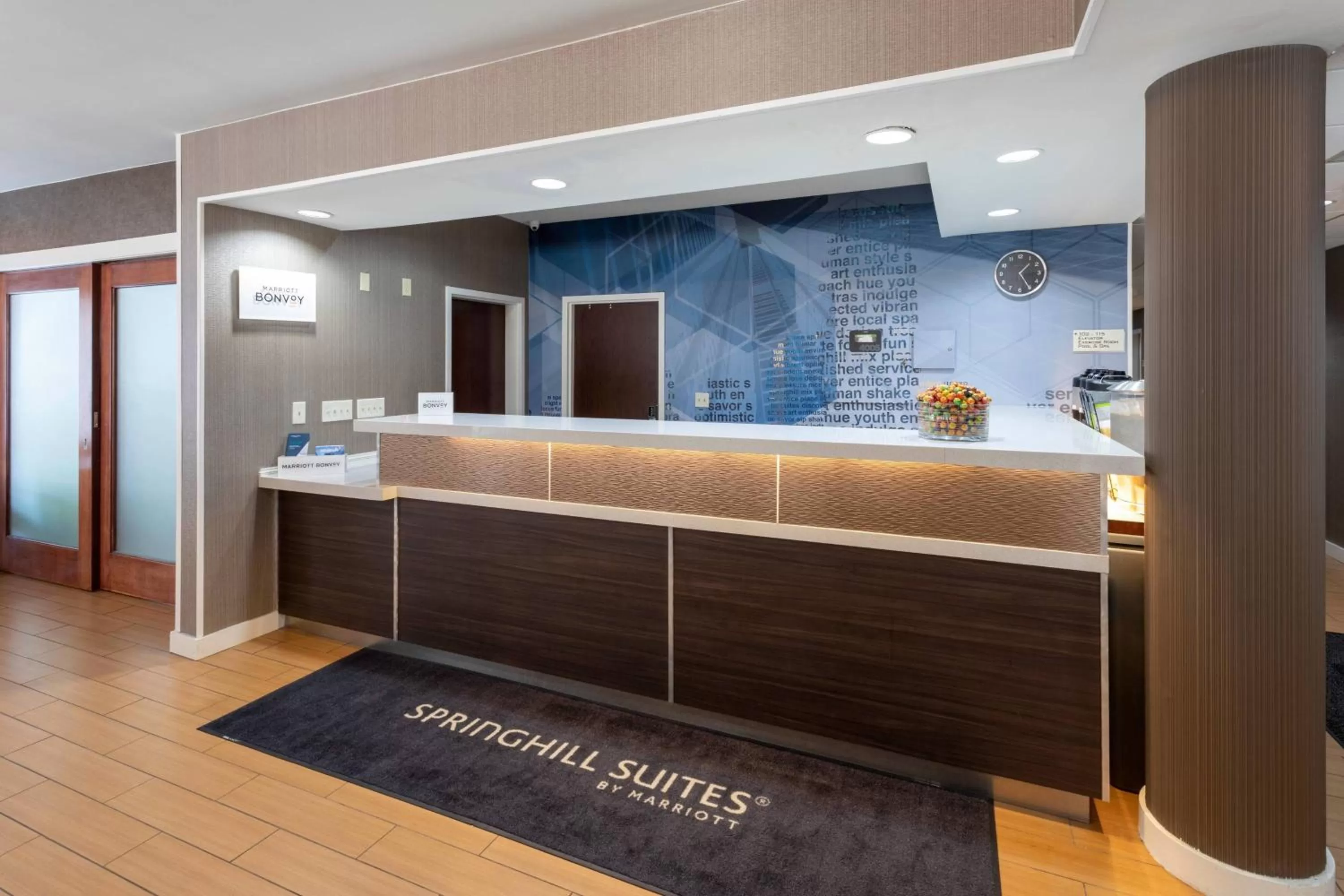 Lobby or reception in SpringHill Suites Rochester Mayo Clinic Area / Saint Marys