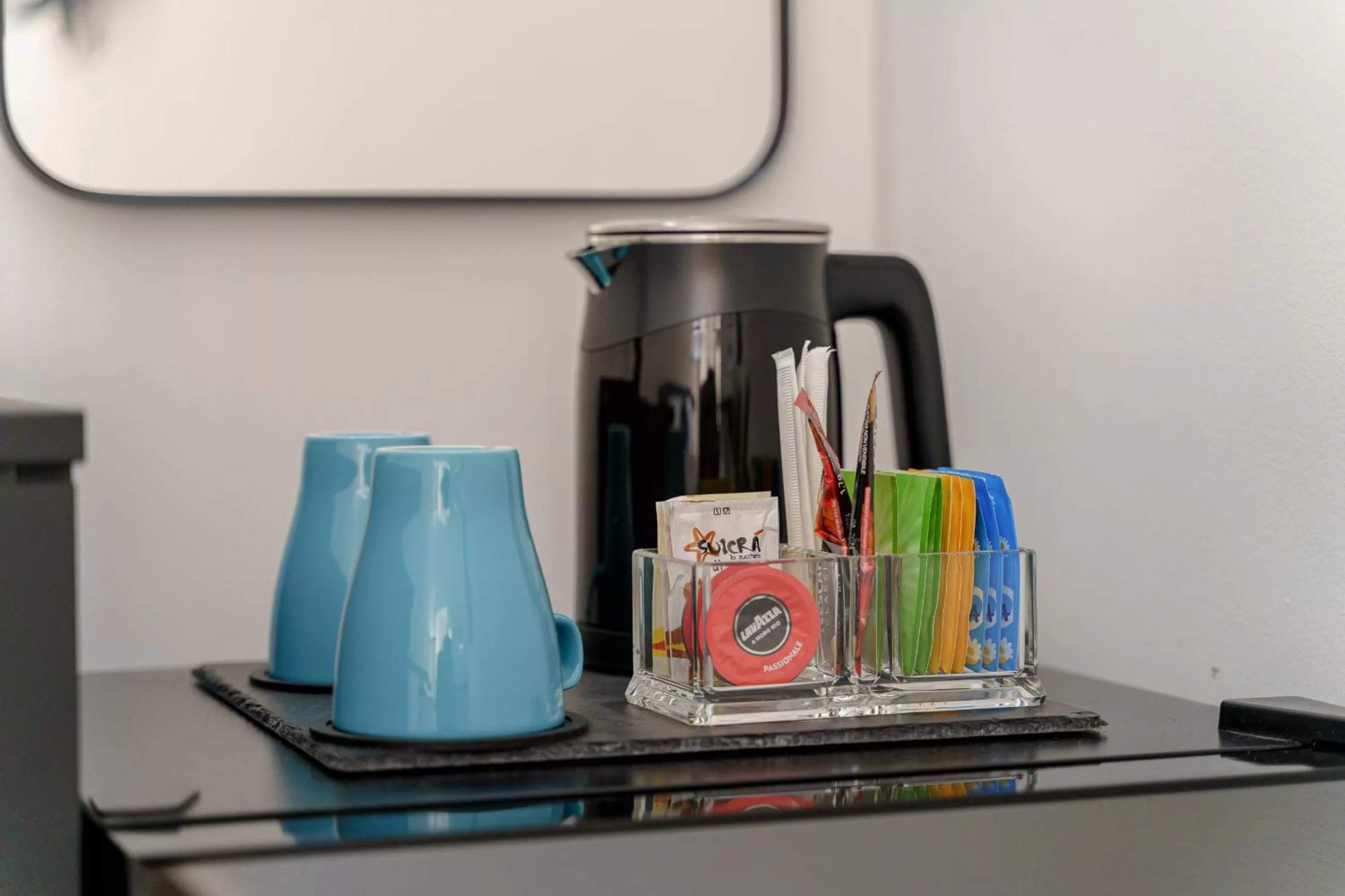 Coffee/tea facilities in SiSTO18